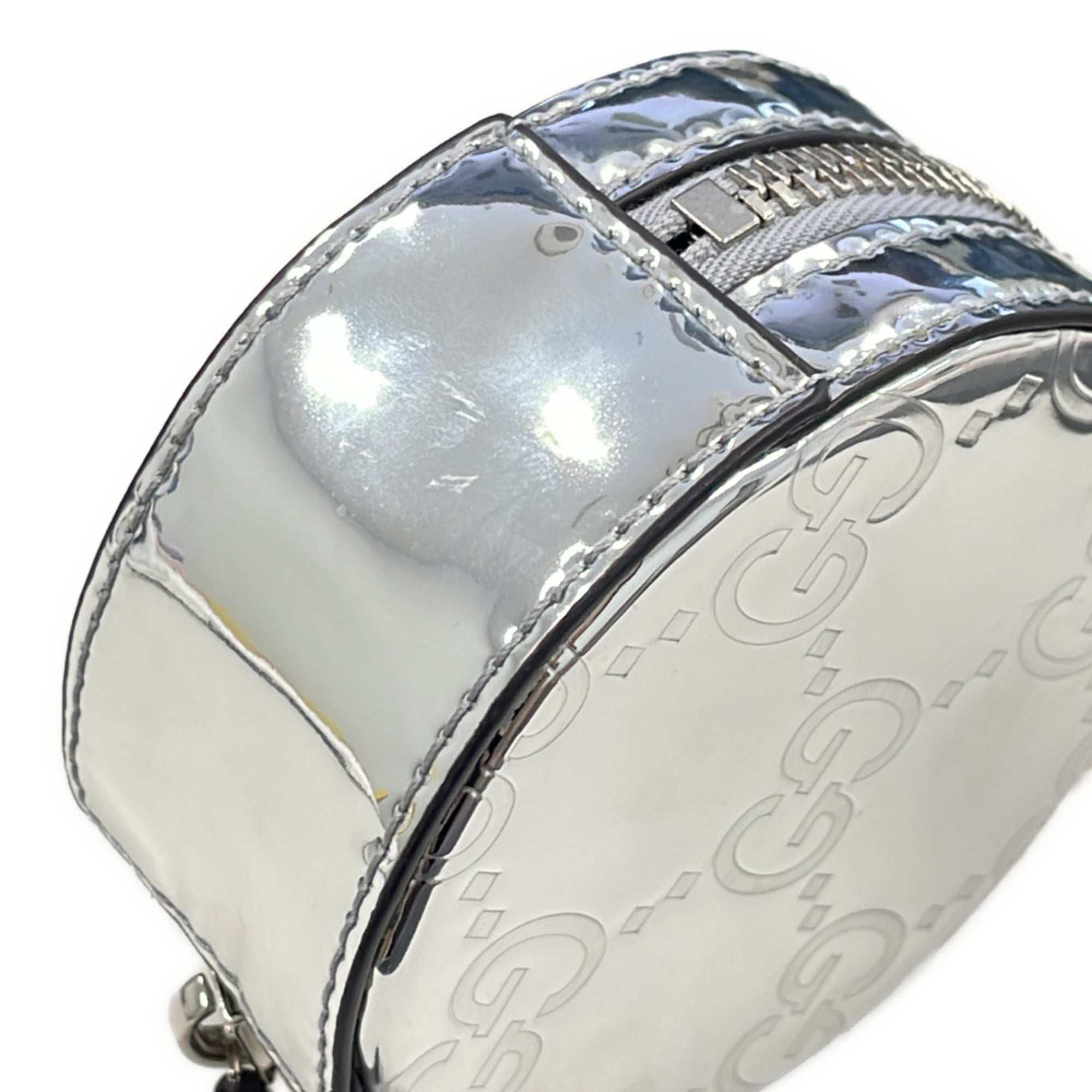 Gucci Silver Clutch Bag (Pre-Owned)