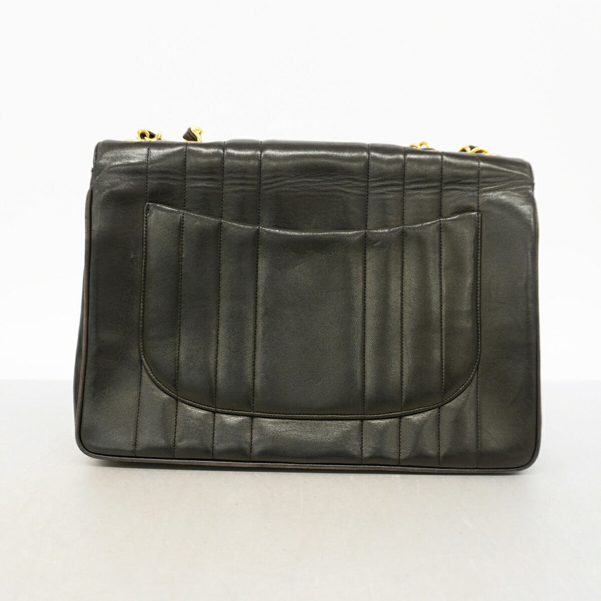 Chanel Black Leather Shoulder Bag (Pre-Owned)