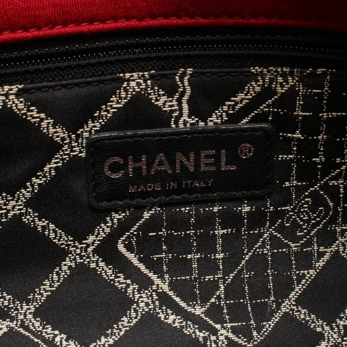 Chanel Matelasse Red Color Cotton Handbag Shoulder Bag (Pre-Owned)
