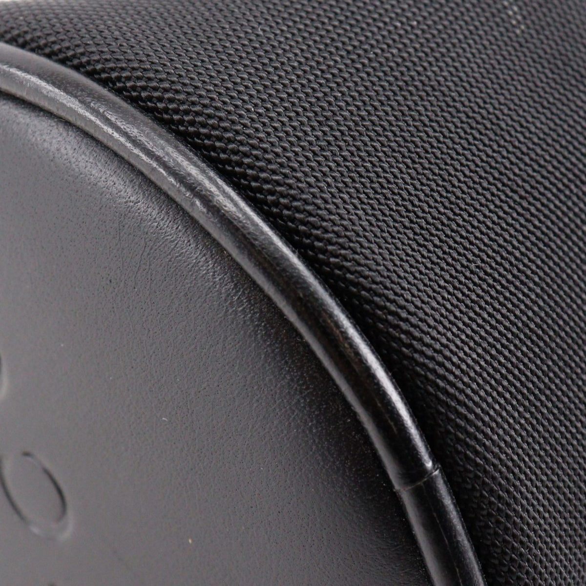 Gucci Black Nylon Canvas Pouch (Pre-Owned)