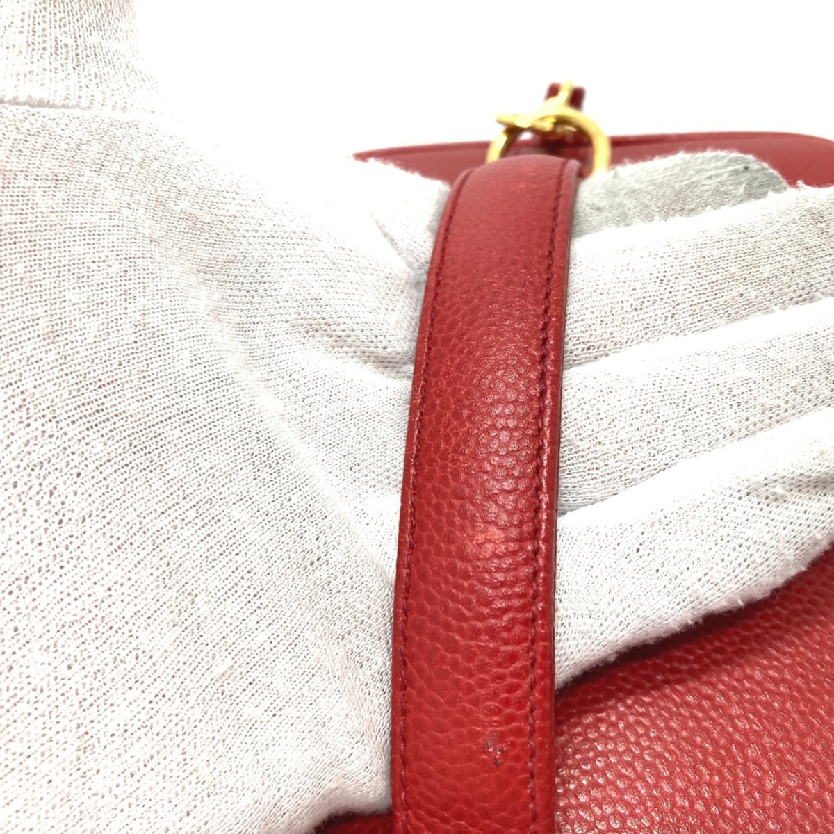 Chanel Red Leather Shoulder Bag (Pre-Owned)