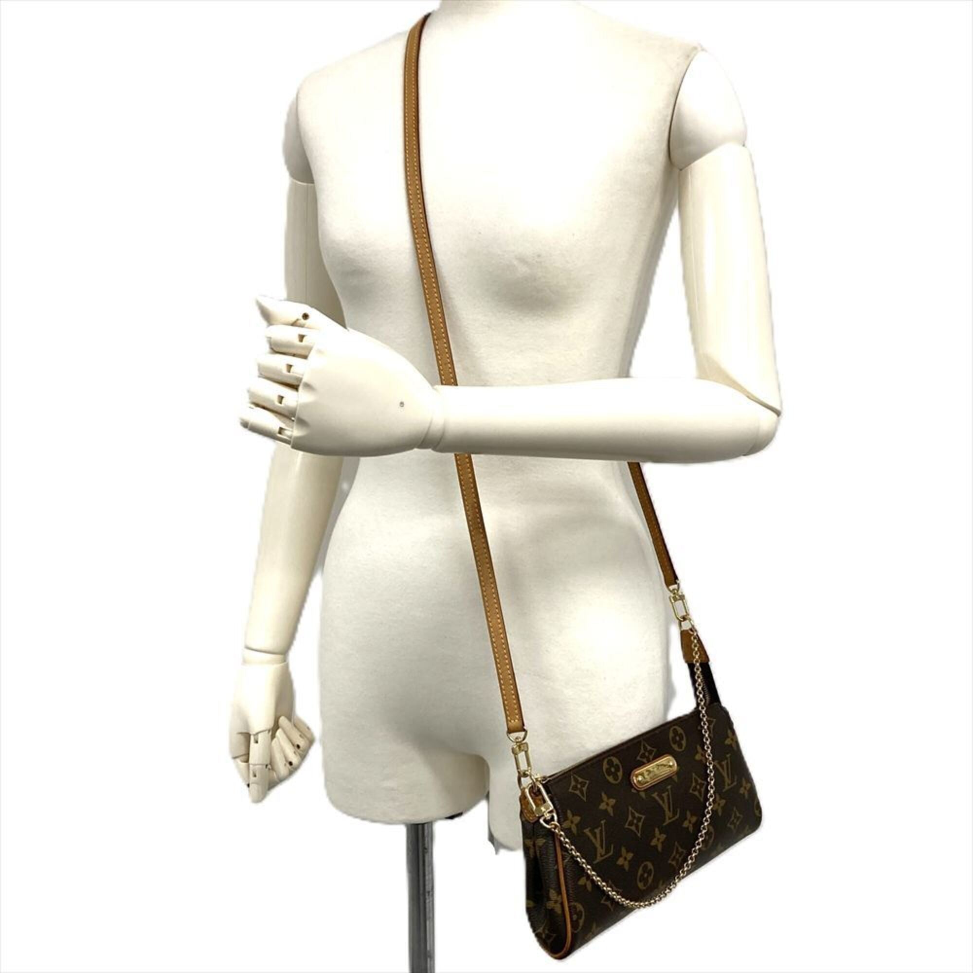 Louis Vuitton Brown Monogram Monogram Shoulder Bag (Pre-Owned)