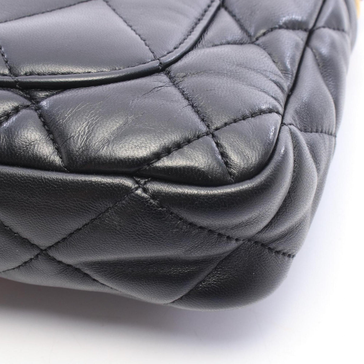 Chanel Black Leather Handbag Shoulder Bag (Pre-Owned)