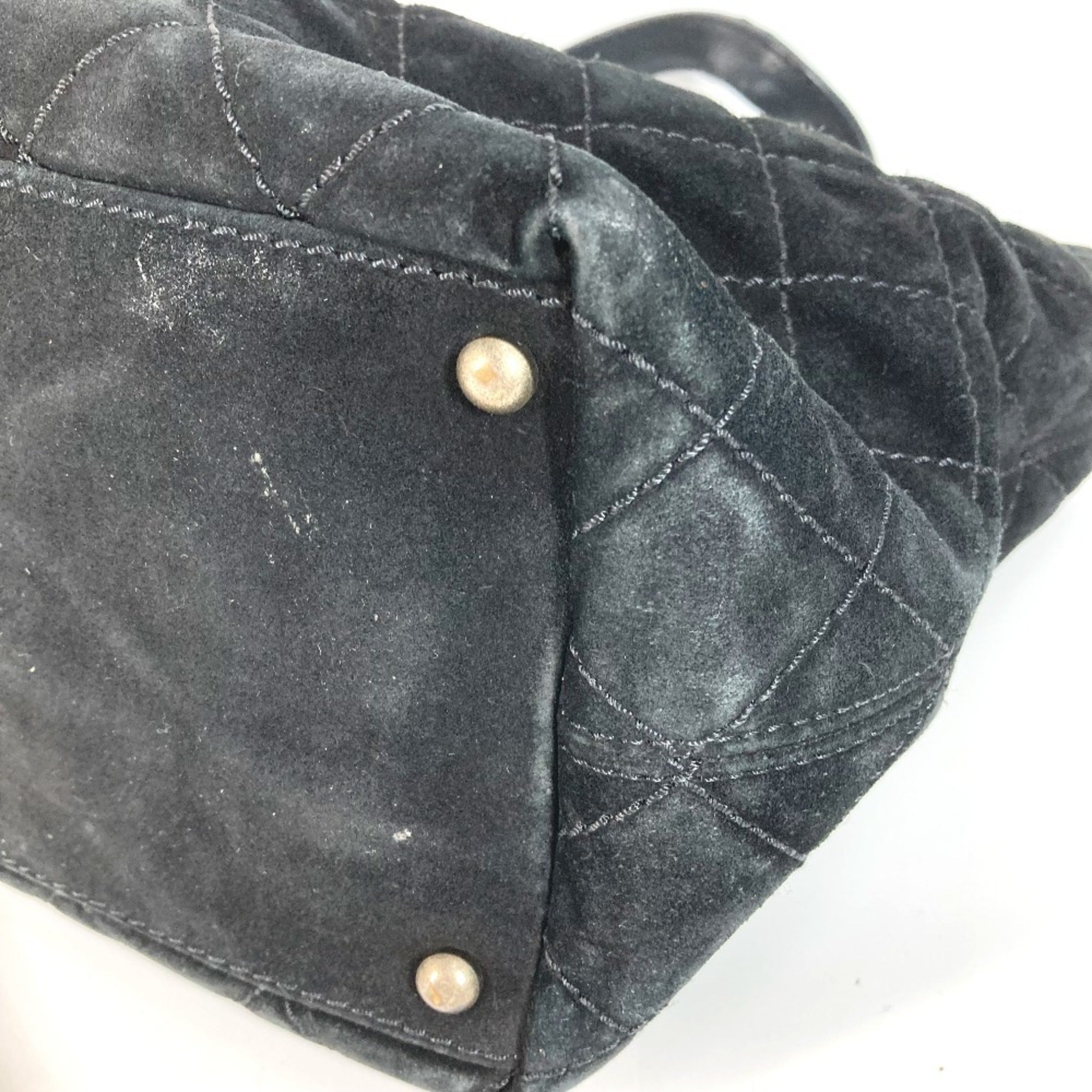 Chanel Black Suede Shoulder Bag Tote Bag (Pre-Owned)