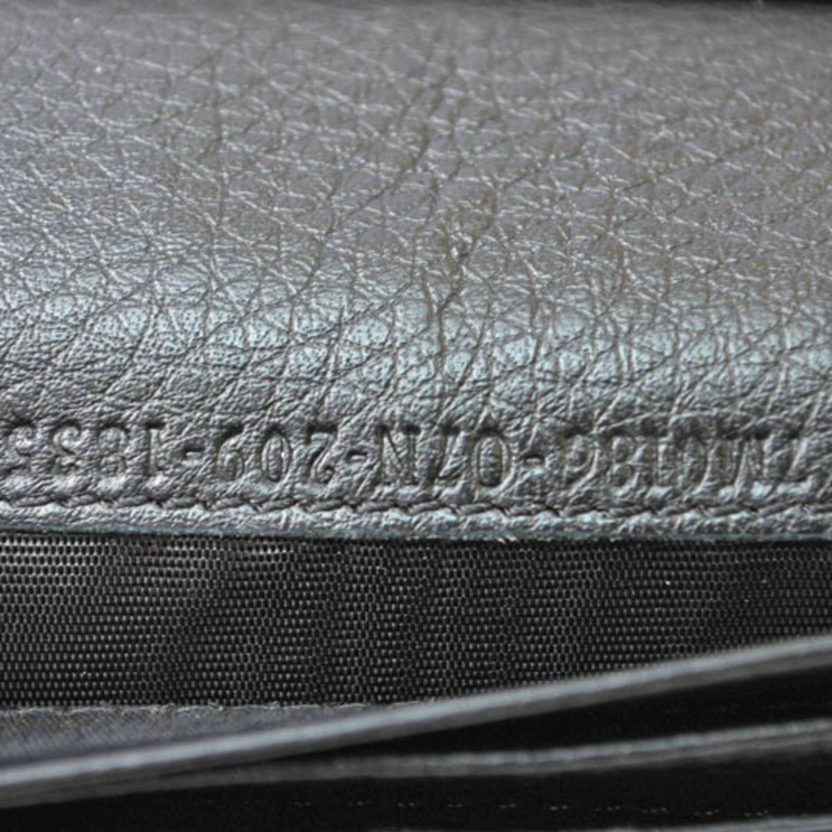 Fendi Selleria Black Leather Long Wallet (Bi-Fold) (Pre-Owned)