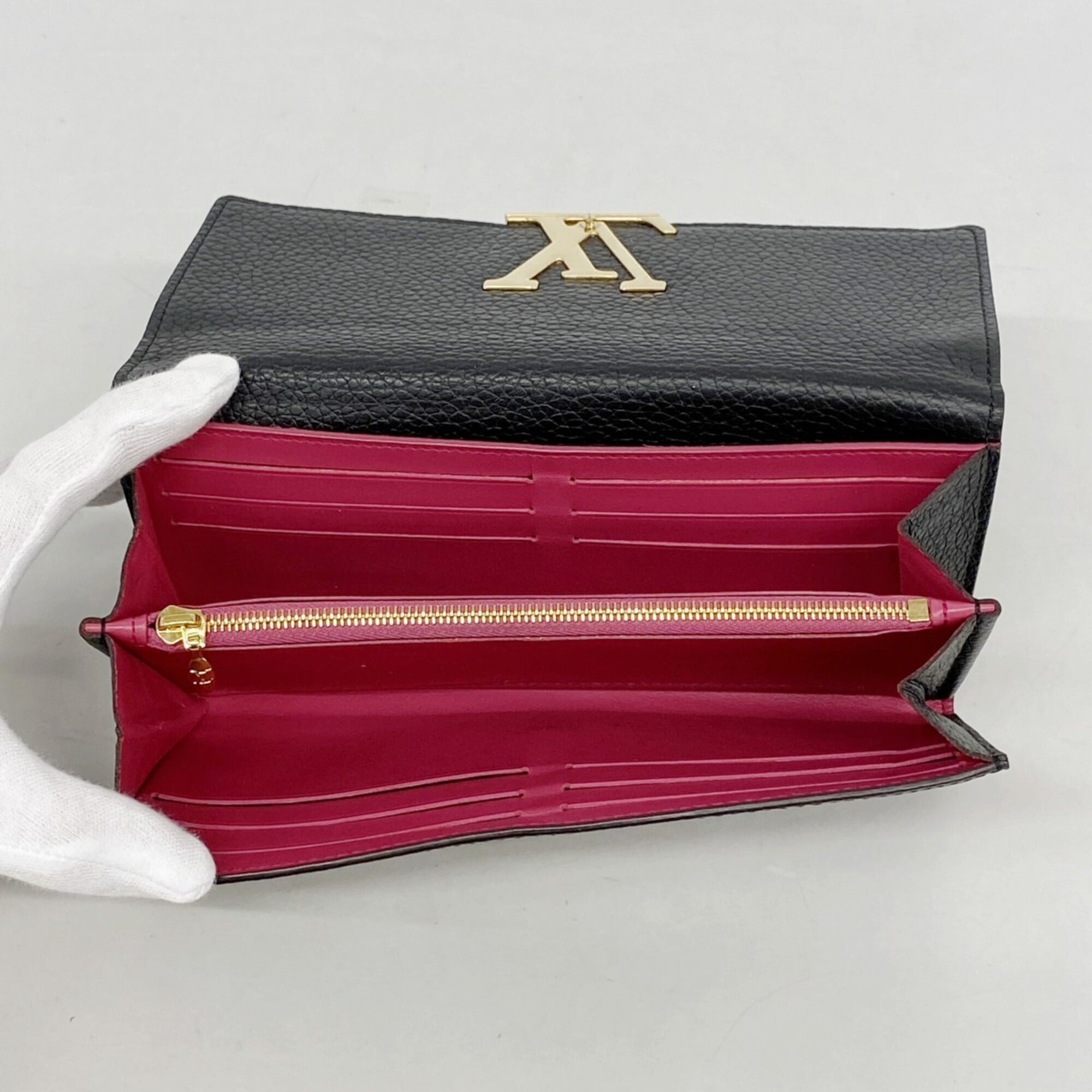 Louis Vuitton Noir Long Wallet (Bi-Fold) (Pre-Owned)