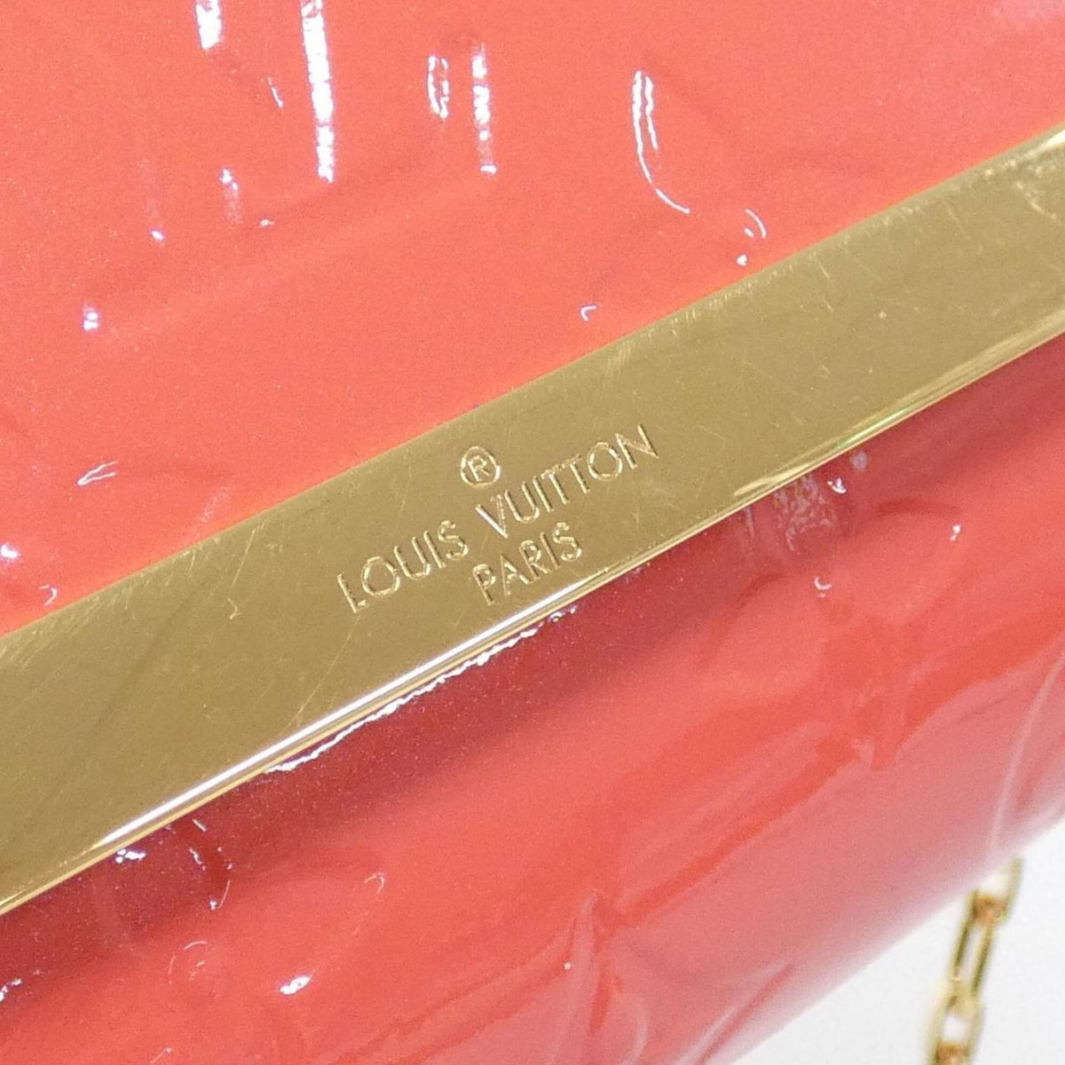 Louis Vuitton Pink Shoulder Bag (Pre-Owned)