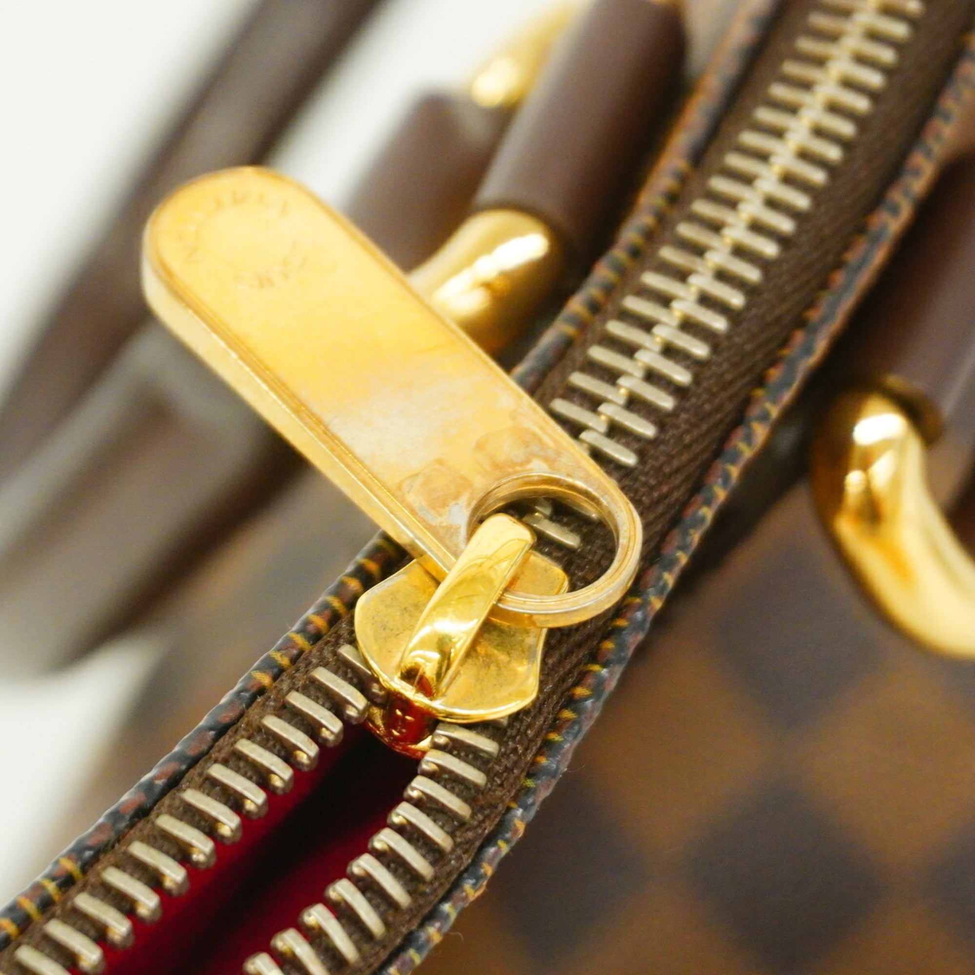 Louis Vuitton Ebene Handbag (Pre-Owned)