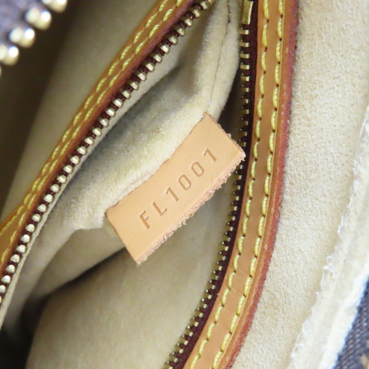 Louis Vuitton Monogram Brown Monogram Monogram Leather Shoulder Bag (Pre-Owned)