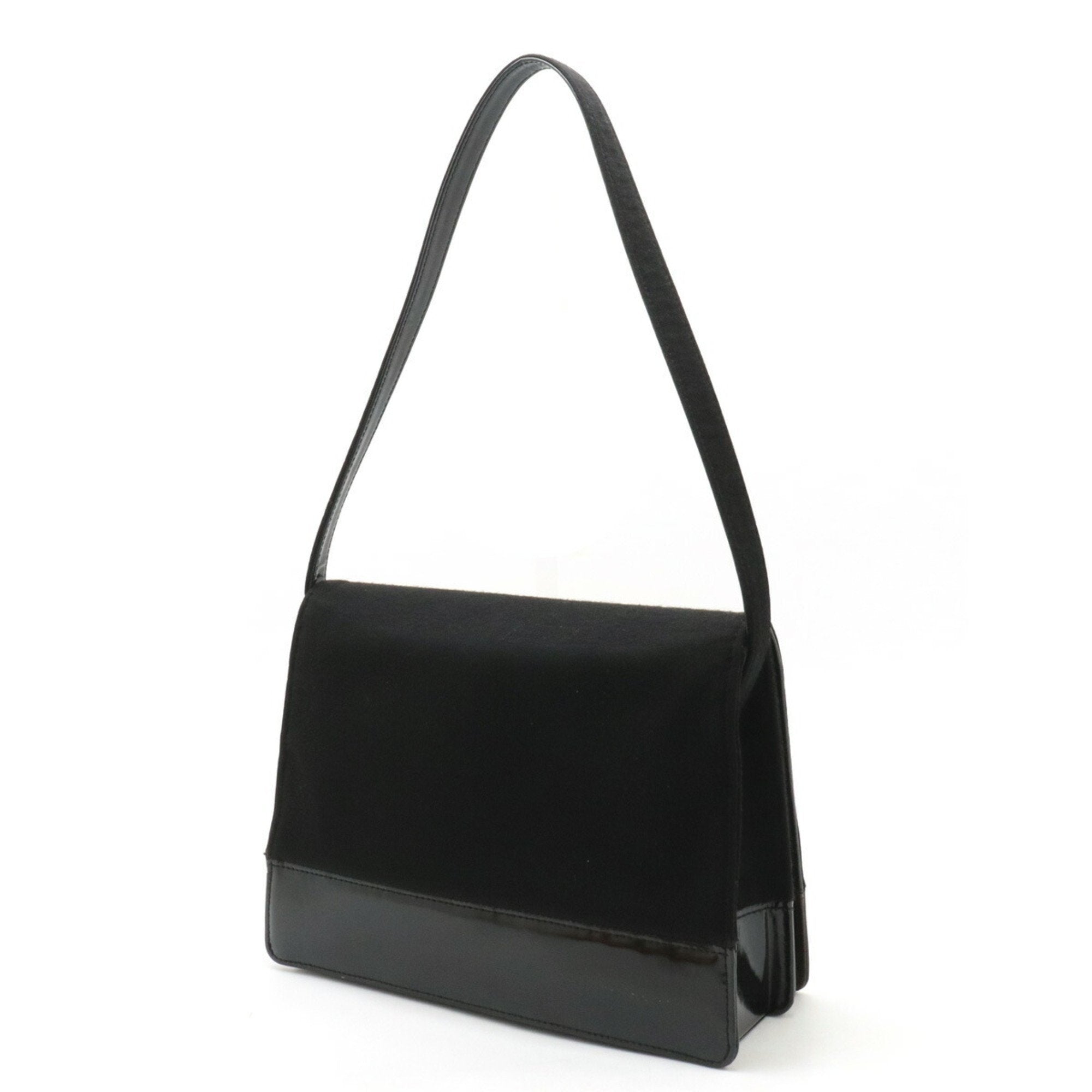 Chanel Black Cotton Patent Leather Shoulder Bag (Pre-Owned)