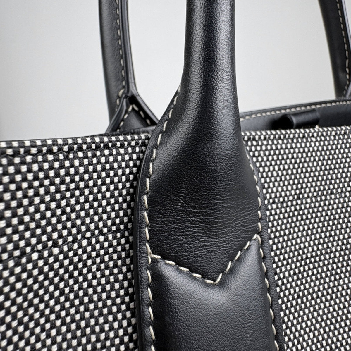 Burberry Black Canvas Leather Tote Bag (Pre-Owned)