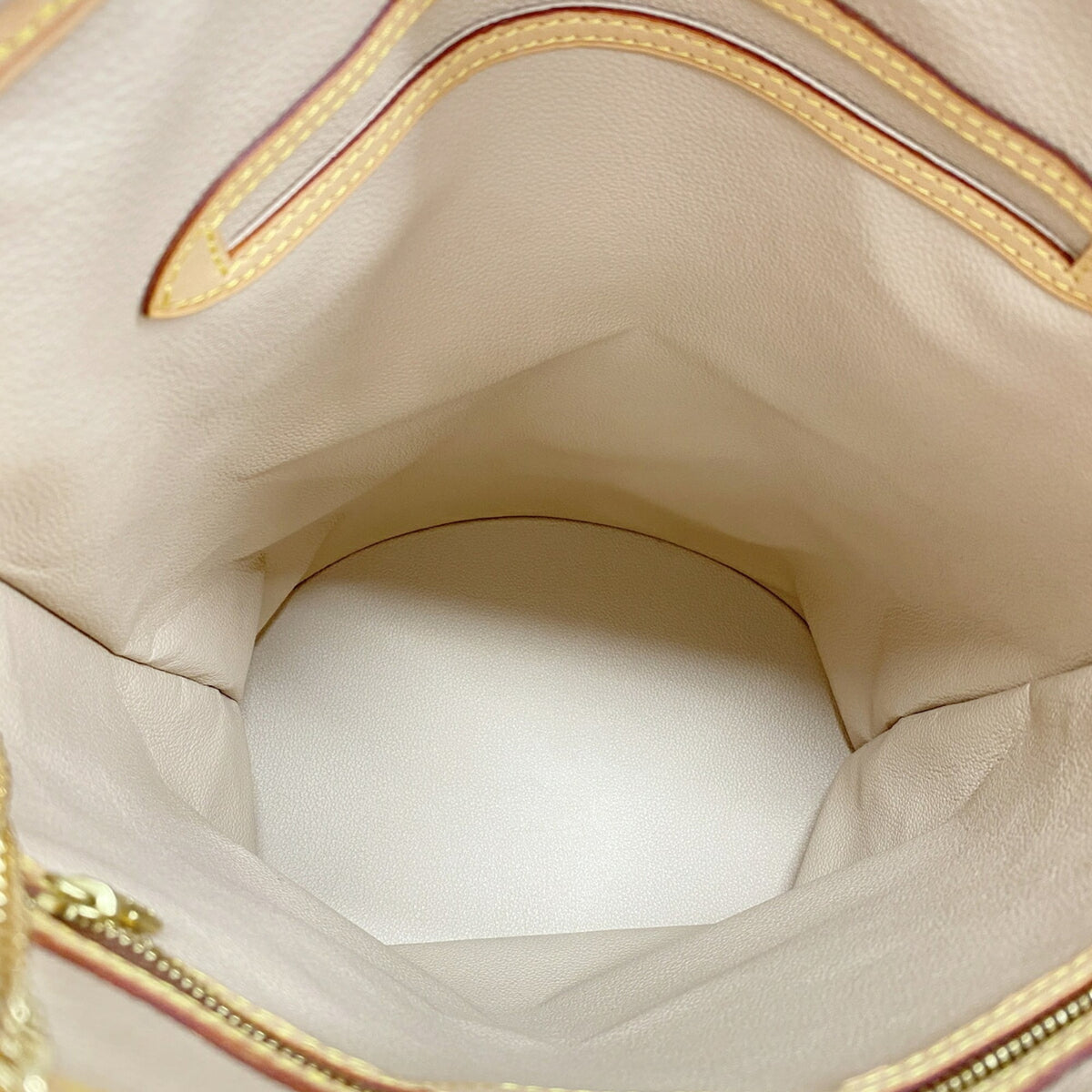 Louis Vuitton Brown Tote Bag (Pre-Owned)