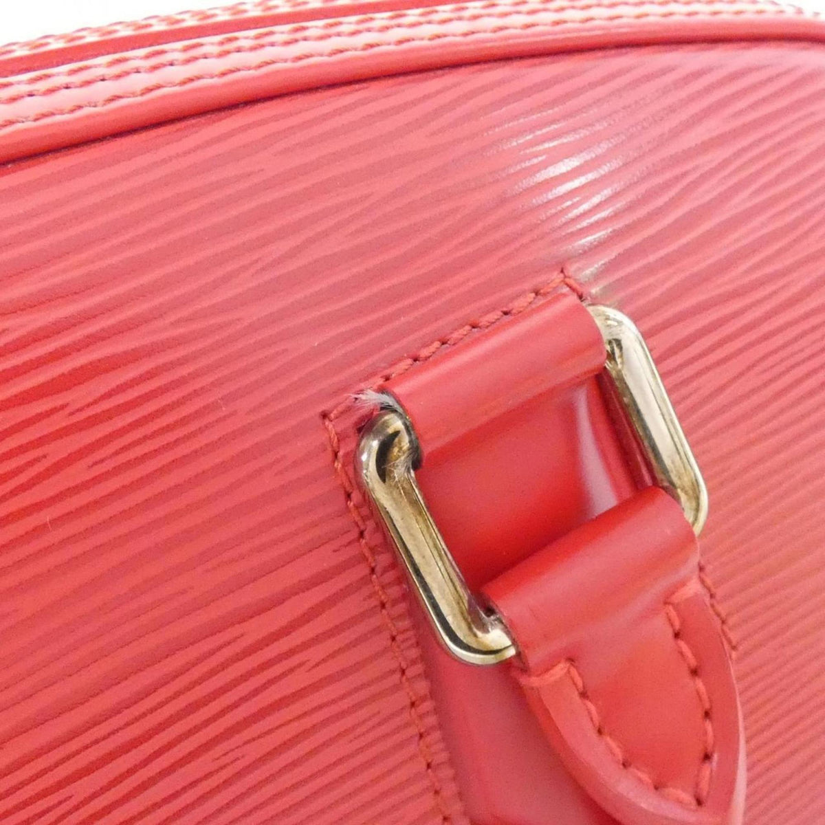 Louis Vuitton Rouge Leather Handbag (Pre-Owned)