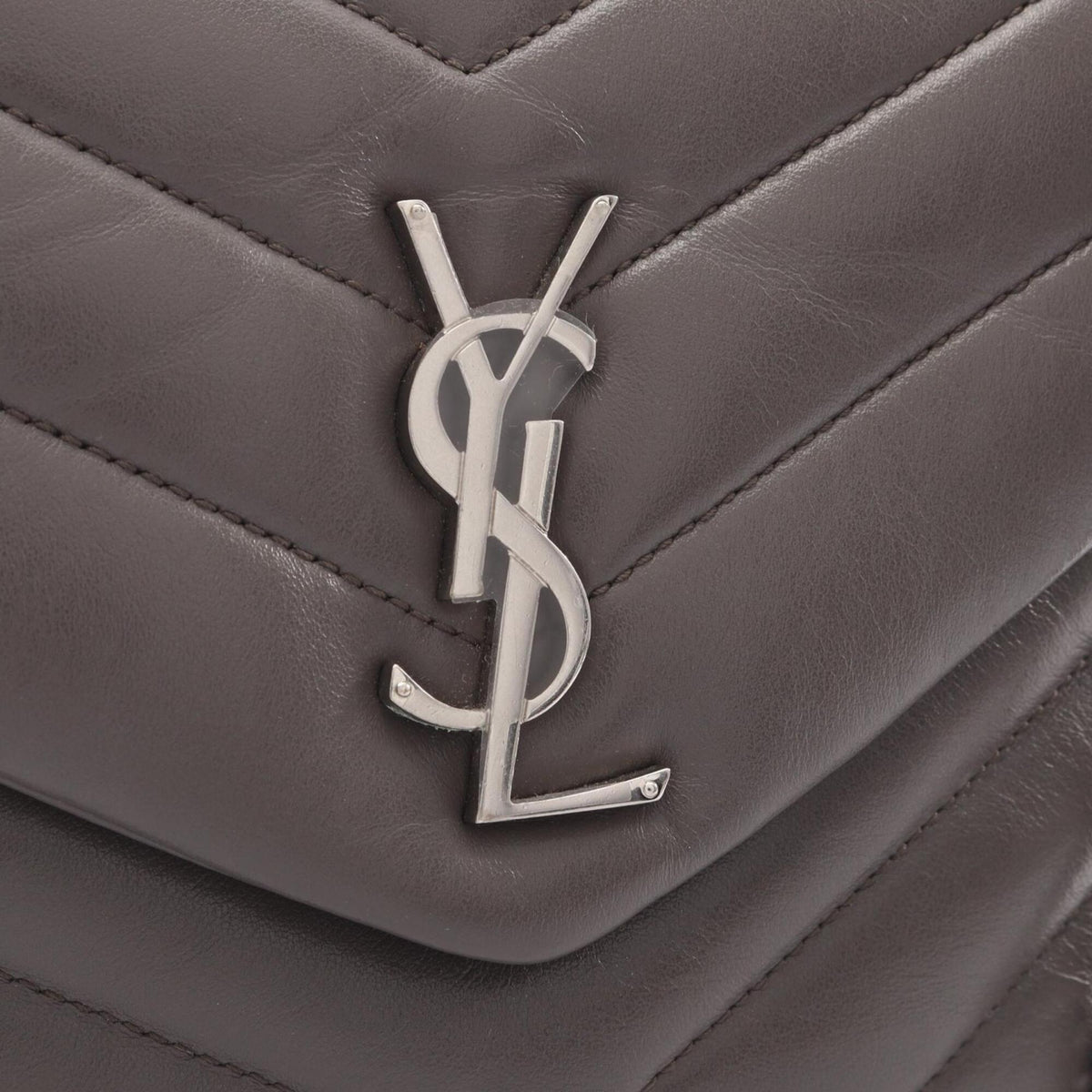 Yves Saint Laurent Gray Leather Shoulder Bag (Pre-Owned)