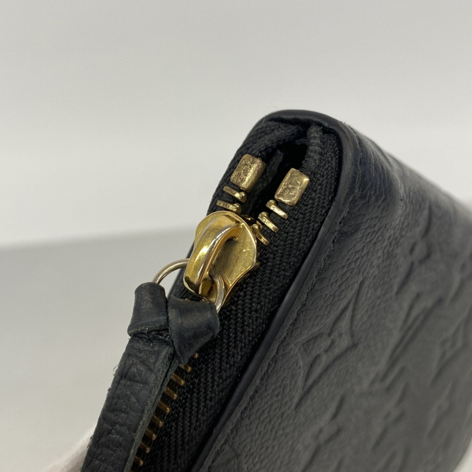 Louis Vuitton Noir Long Wallet (Bi-Fold) (Pre-Owned)