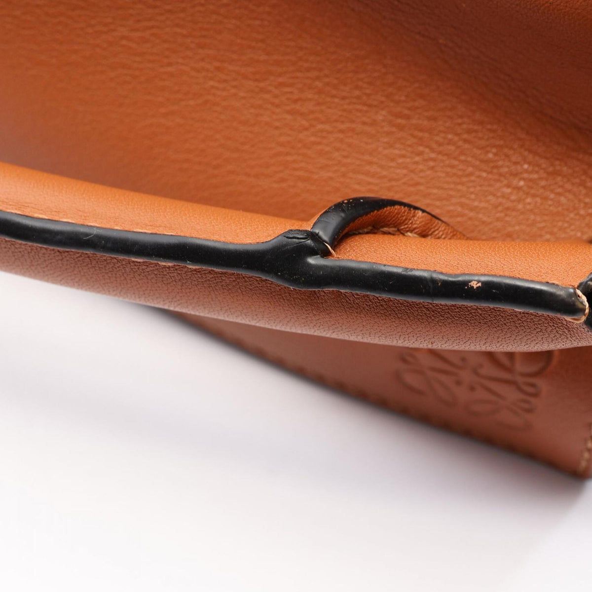 Loewe Brown Pink Leather Handbag (Pre-Owned)