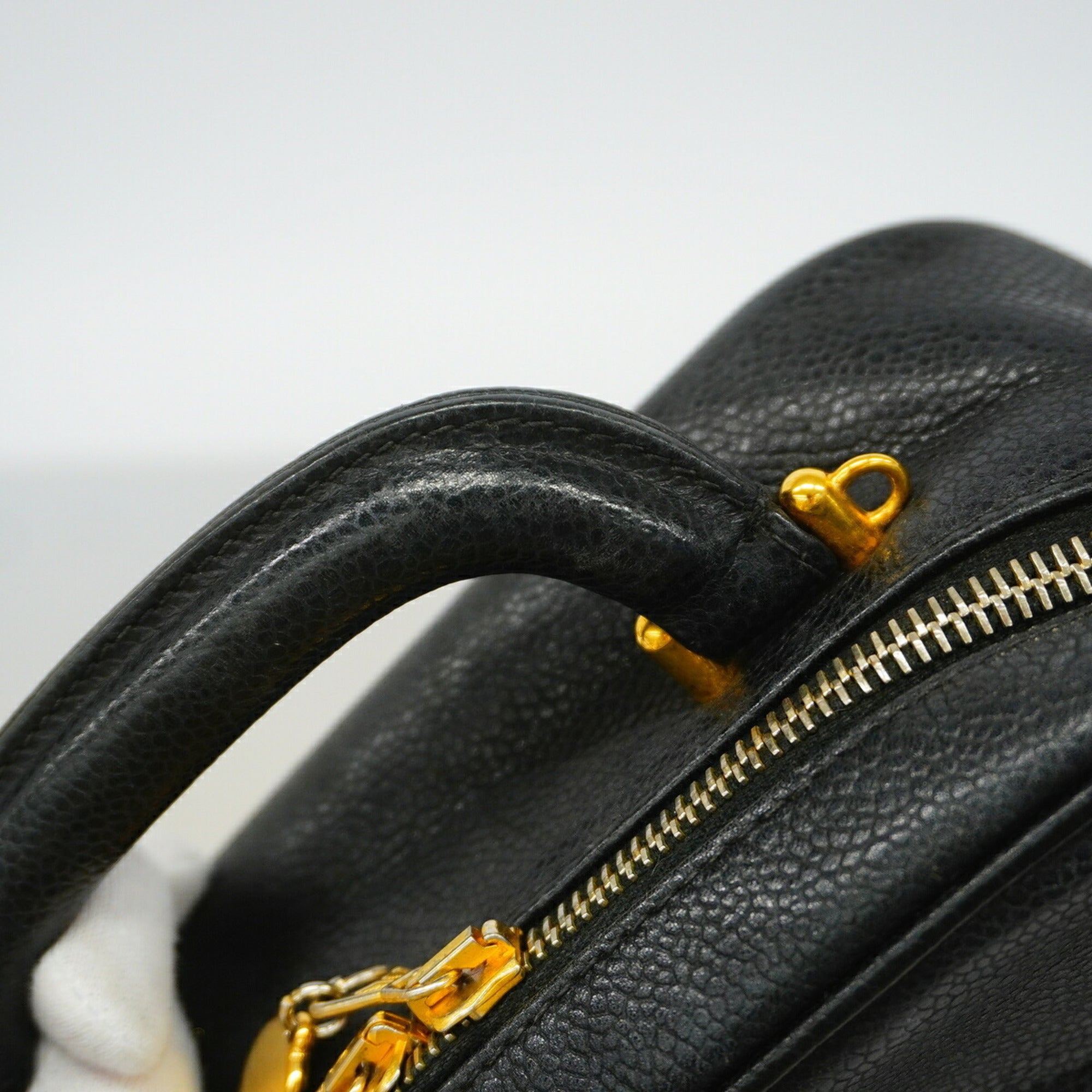 Chanel Black Grained Calfskin Vanity Bag (Pre-Owned)