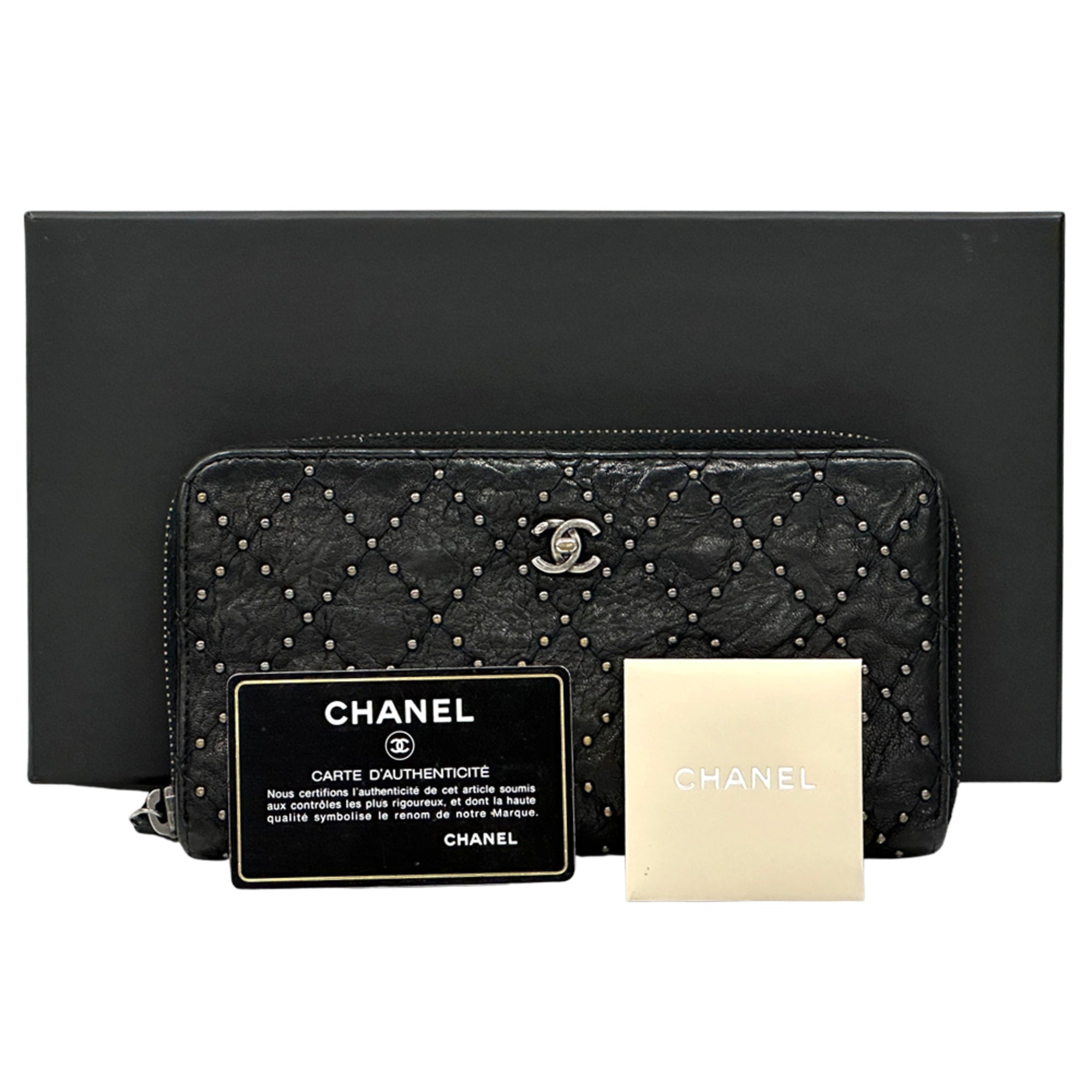 Chanel Black Leather (Pre-Owned)