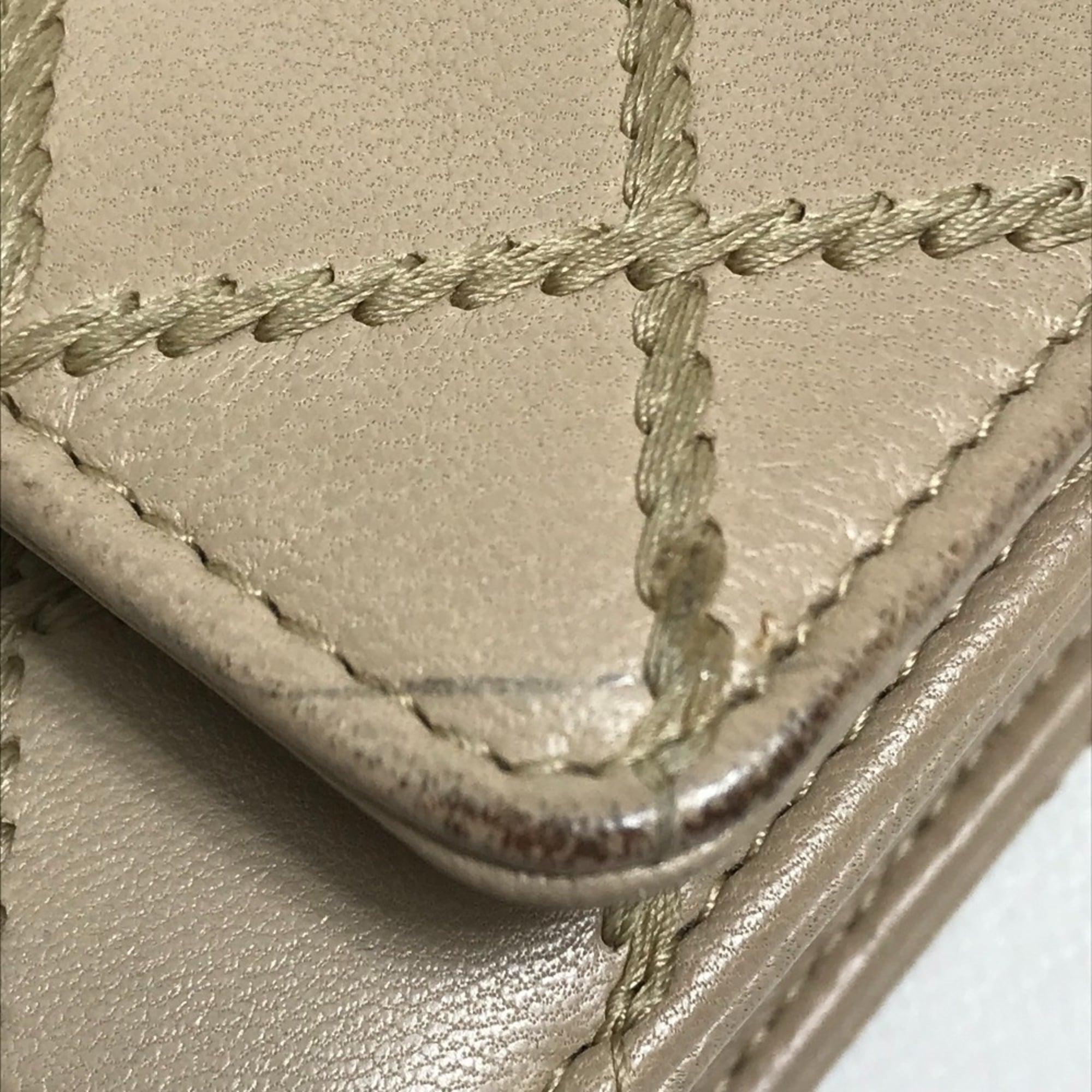 Chanel Beige Leather Chain/Shoulder Wallet (Pre-Owned)