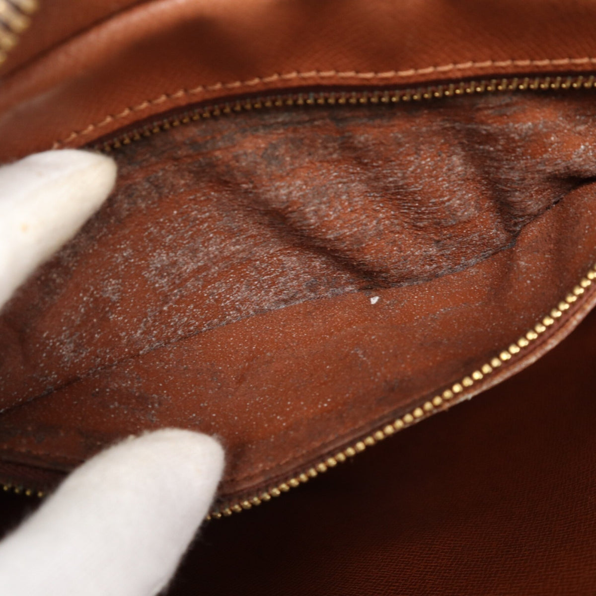 Louis Vuitton Beige Brown Monogram Shoulder Bag (Pre-Owned)