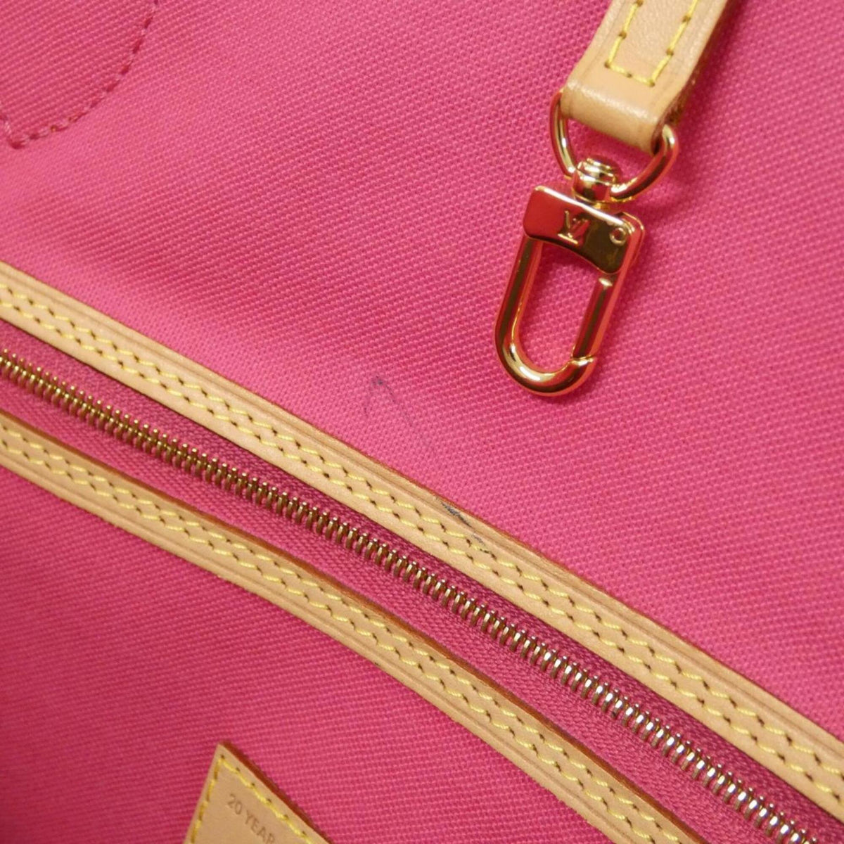 Louis Vuitton Brown Coated Canvas Handbag (Pre-Owned)