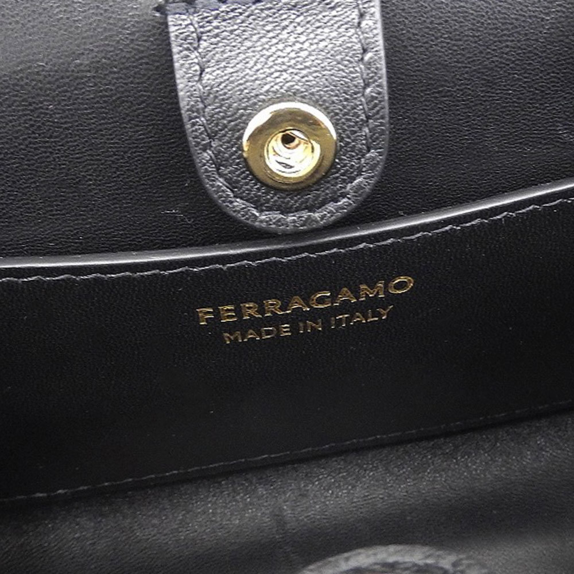 Salvatore Ferragamo Black Leather Handbag (Pre-Owned)