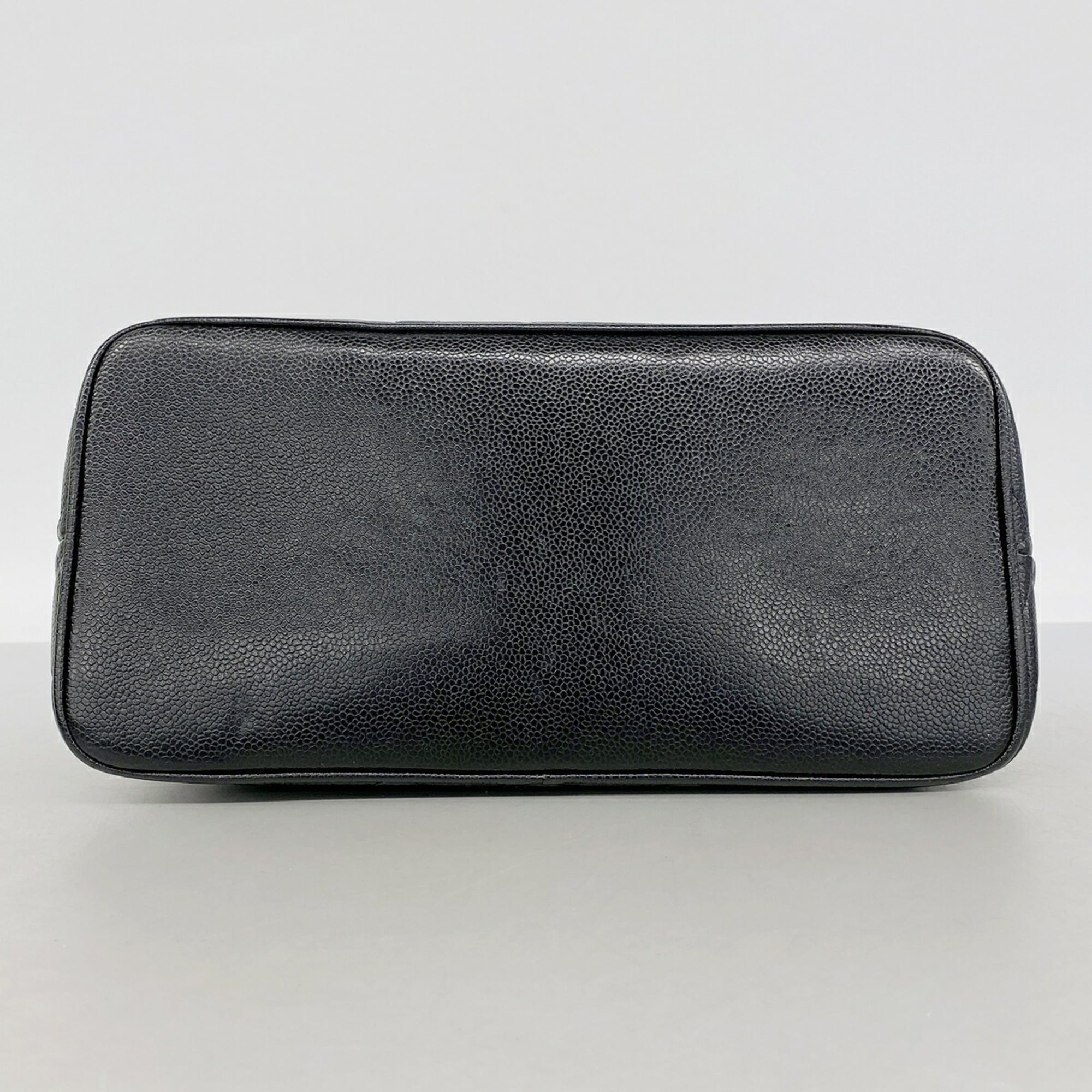 Chanel Black Grained Calfskin Tote Bag (Pre-Owned)