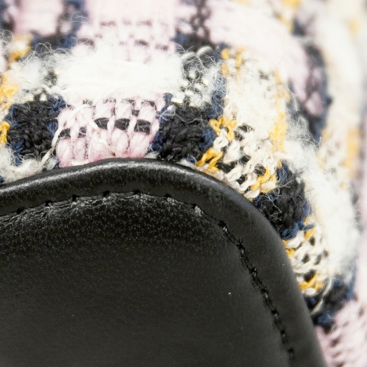 Chanel Multi-Color Tweed Shoulder Bag (Pre-Owned)