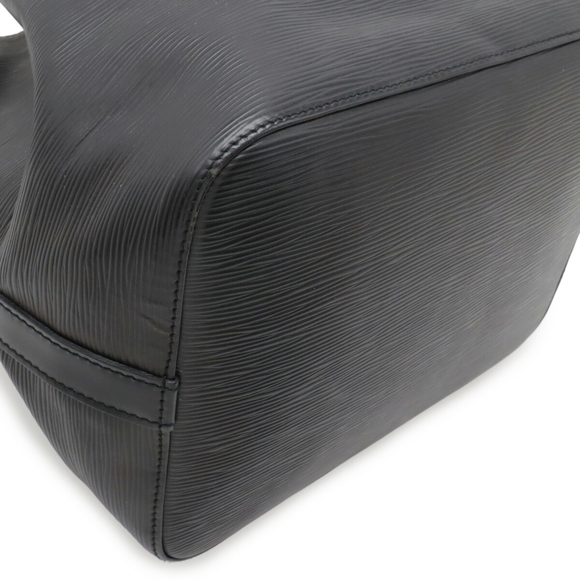Louis Vuitton Noir Epi Leather Shoulder Bag (Pre-Owned)