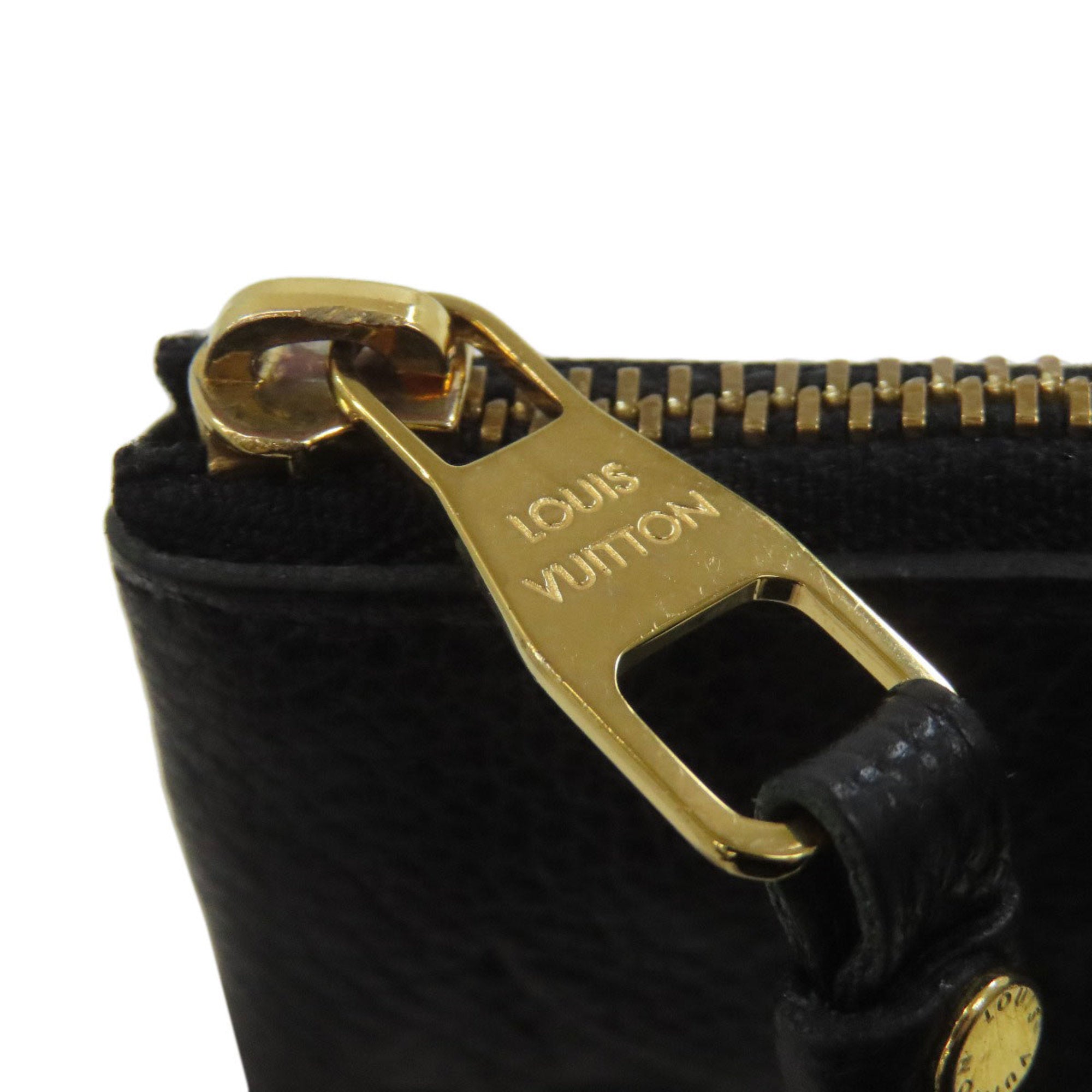 Louis Vuitton Black Pochette (Pre-Owned)