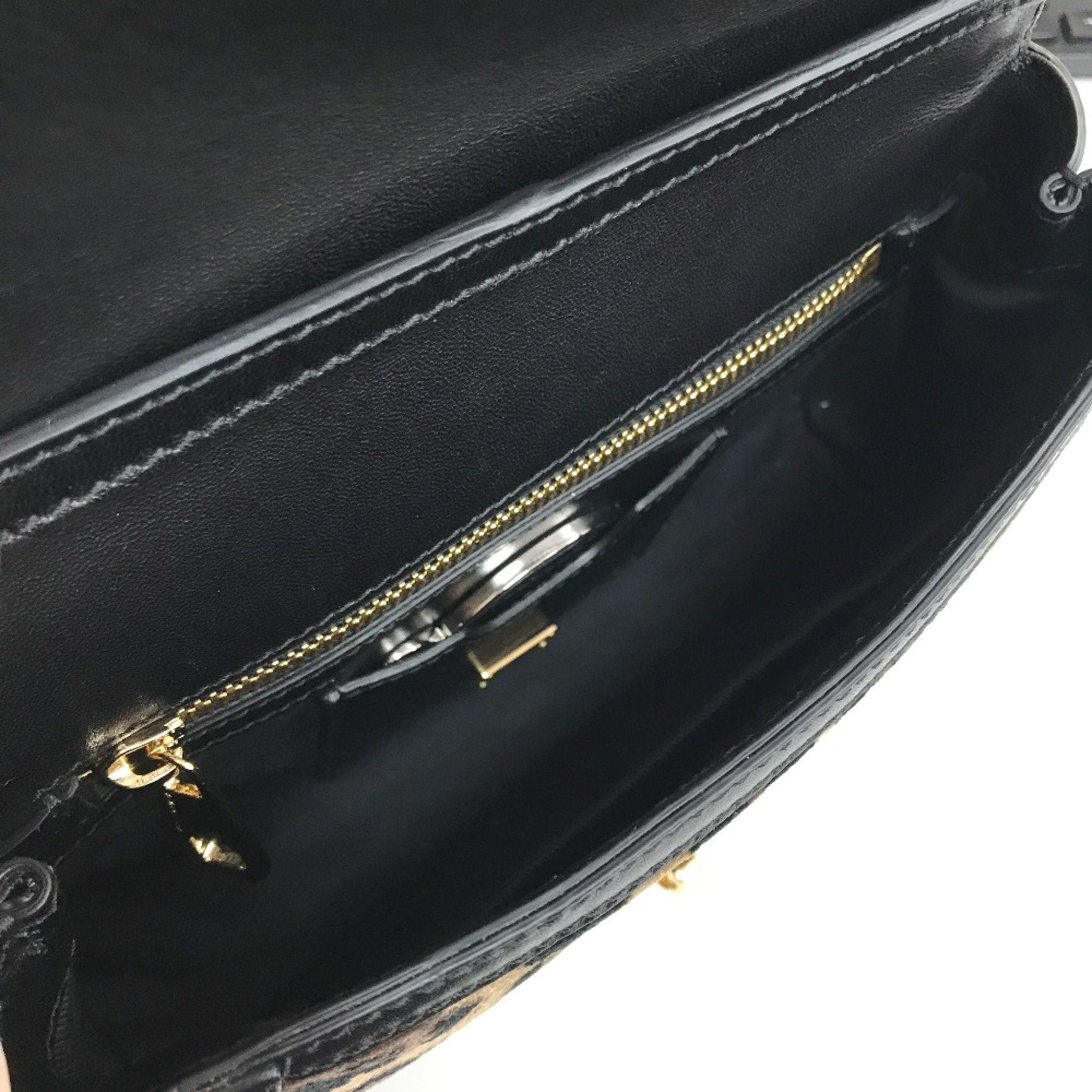 Dolce & Gabbana Black Leather Shoulder Bag (Pre-Owned)