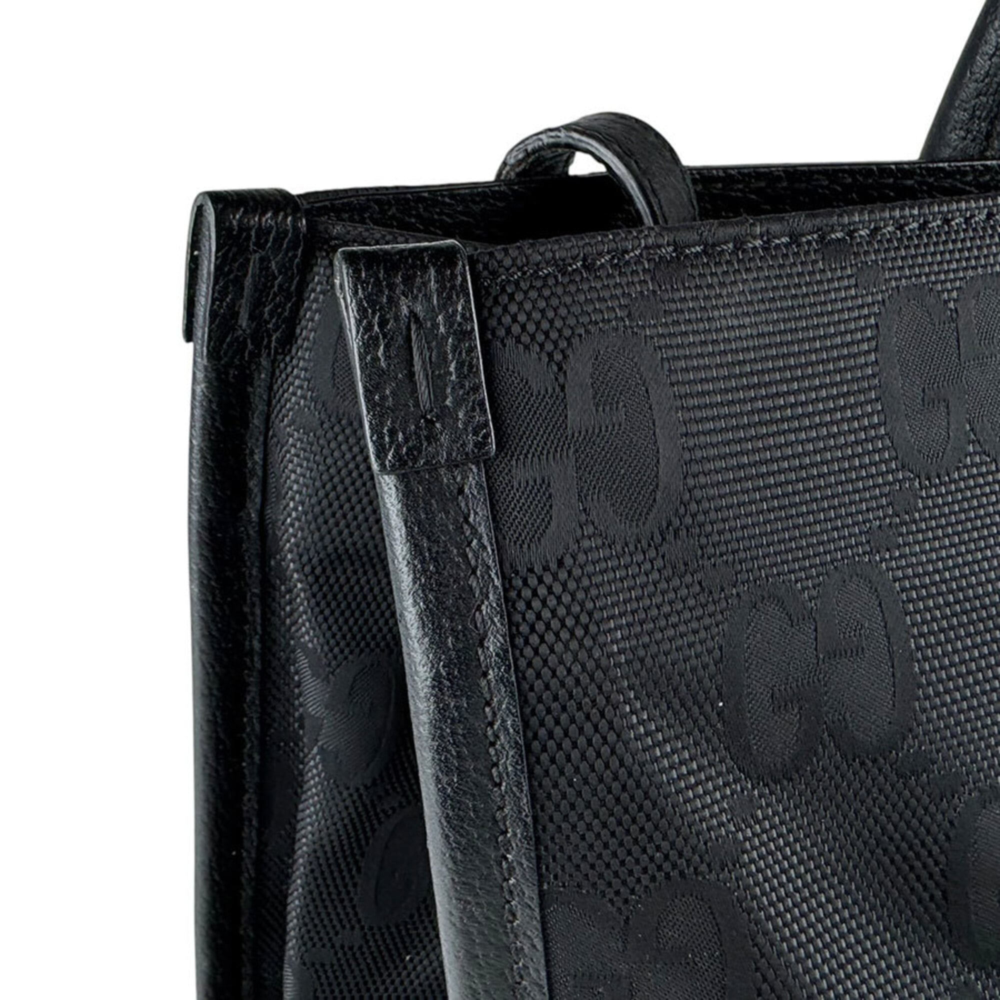 Gucci Black Nylon Leather Handbag Shoulder Bag (Pre-Owned)
