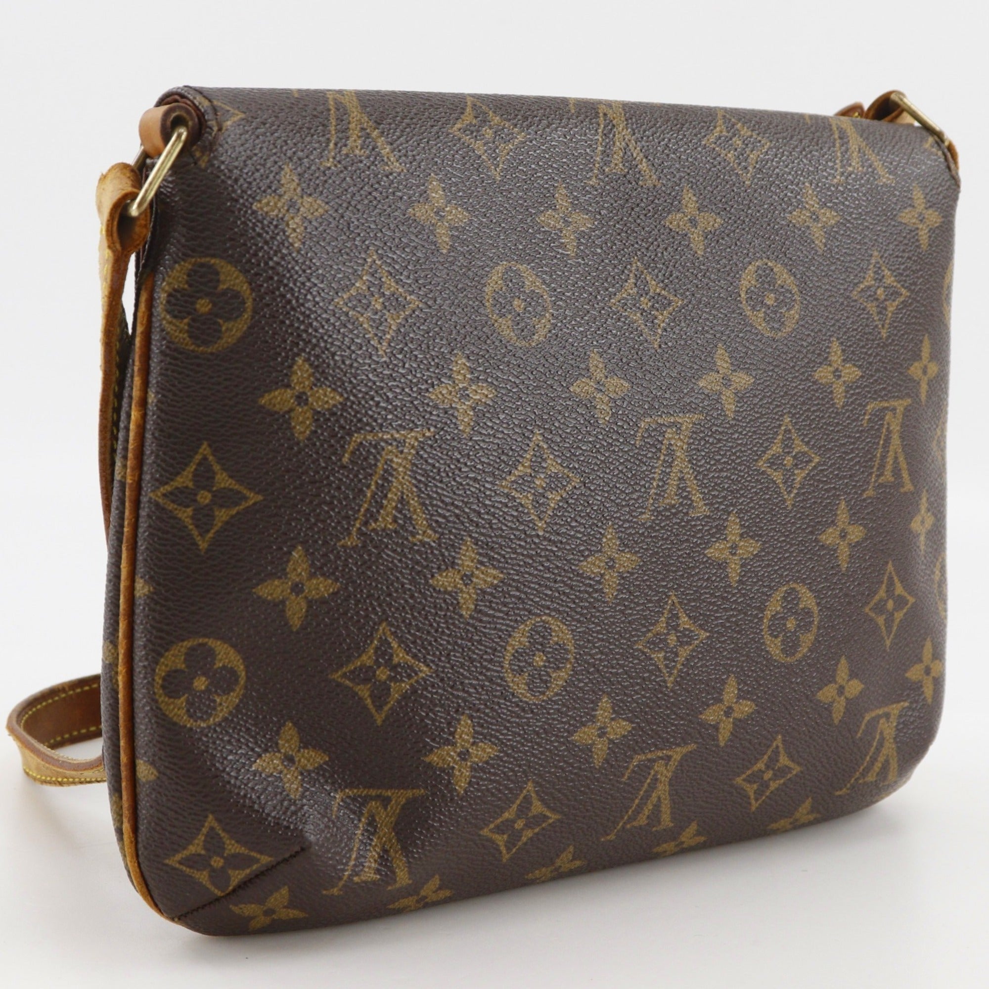 Louis Vuitton Brown Monogram Monogram Shoulder Bag (Pre-Owned)