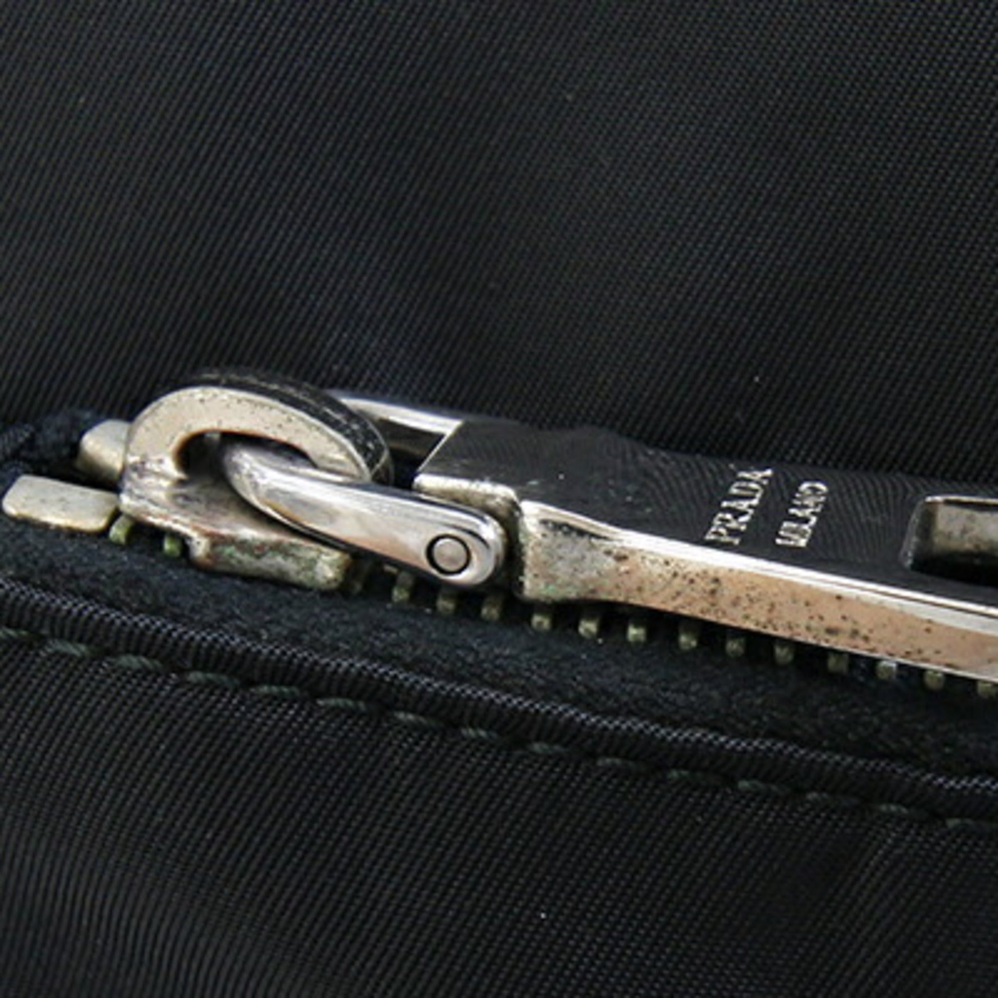 Prada Black Nylon Leather Shoulder Bag (Pre-Owned)