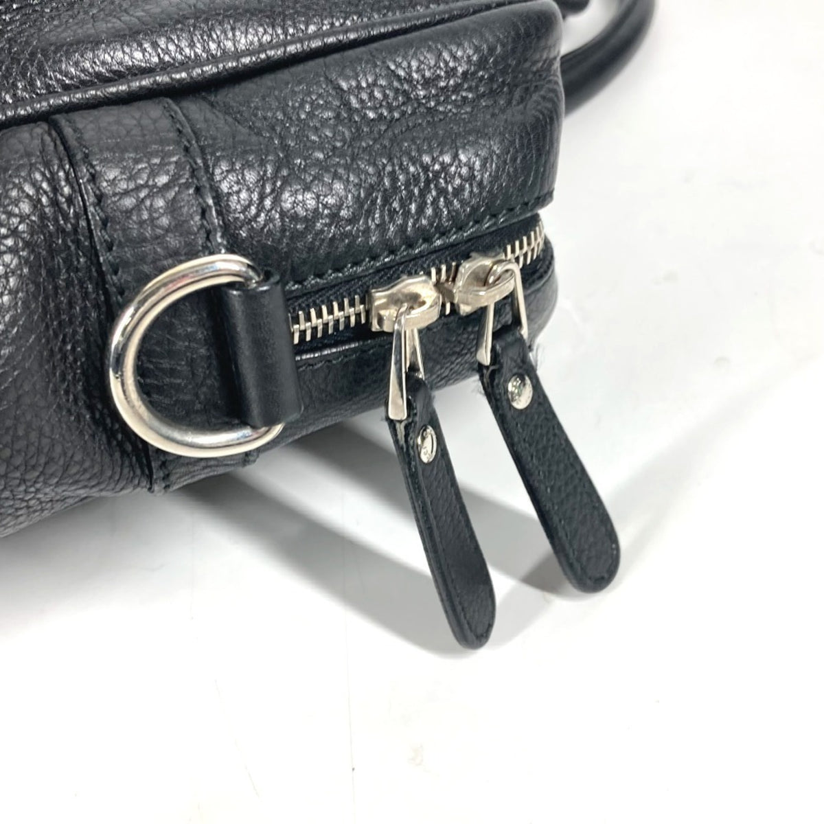 Gucci Black Leather Handbag Shoulder Bag (Pre-Owned)