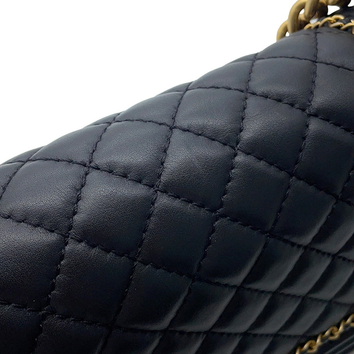 Chanel Boy Chanel Black Grained Calfskin Handbag Shoulder Bag (Pre-Owned)