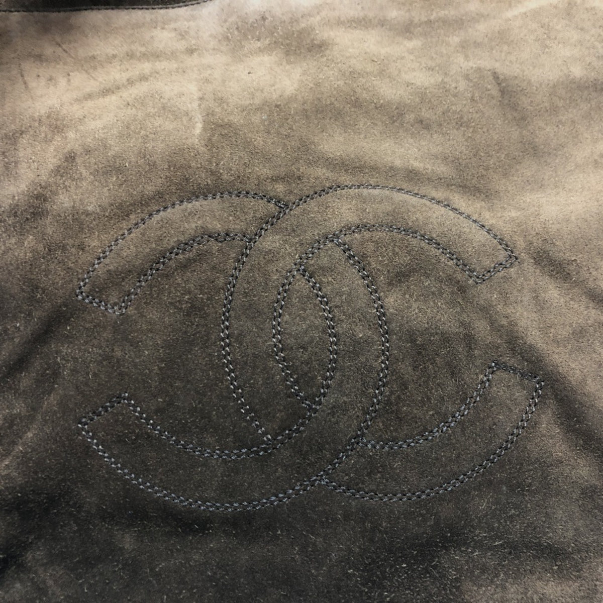 Chanel Brown Leather Tote Bag (Pre-Owned)