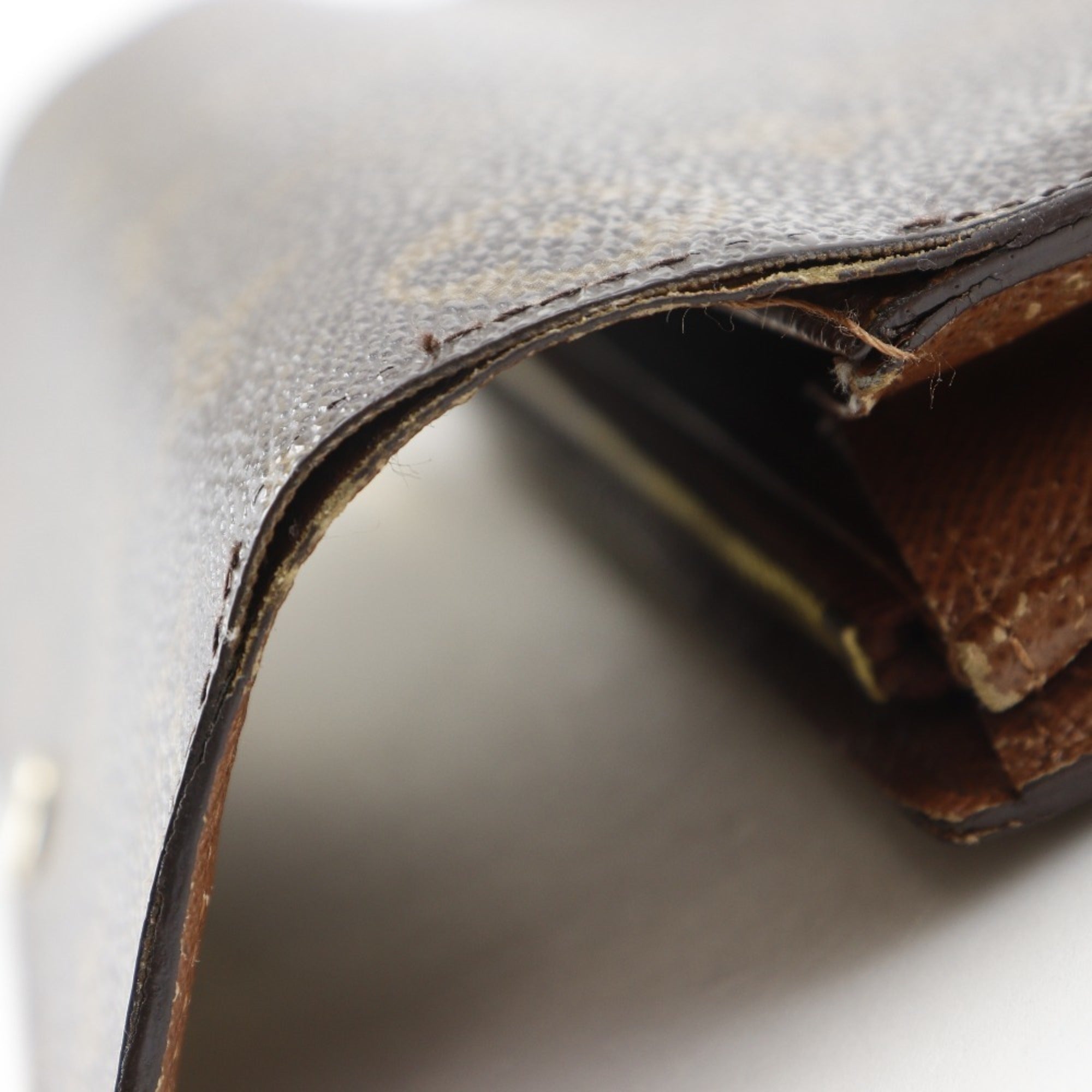 Louis Vuitton Brown Monogram Canvas Long Wallet (Bi-Fold) (Pre-Owned)