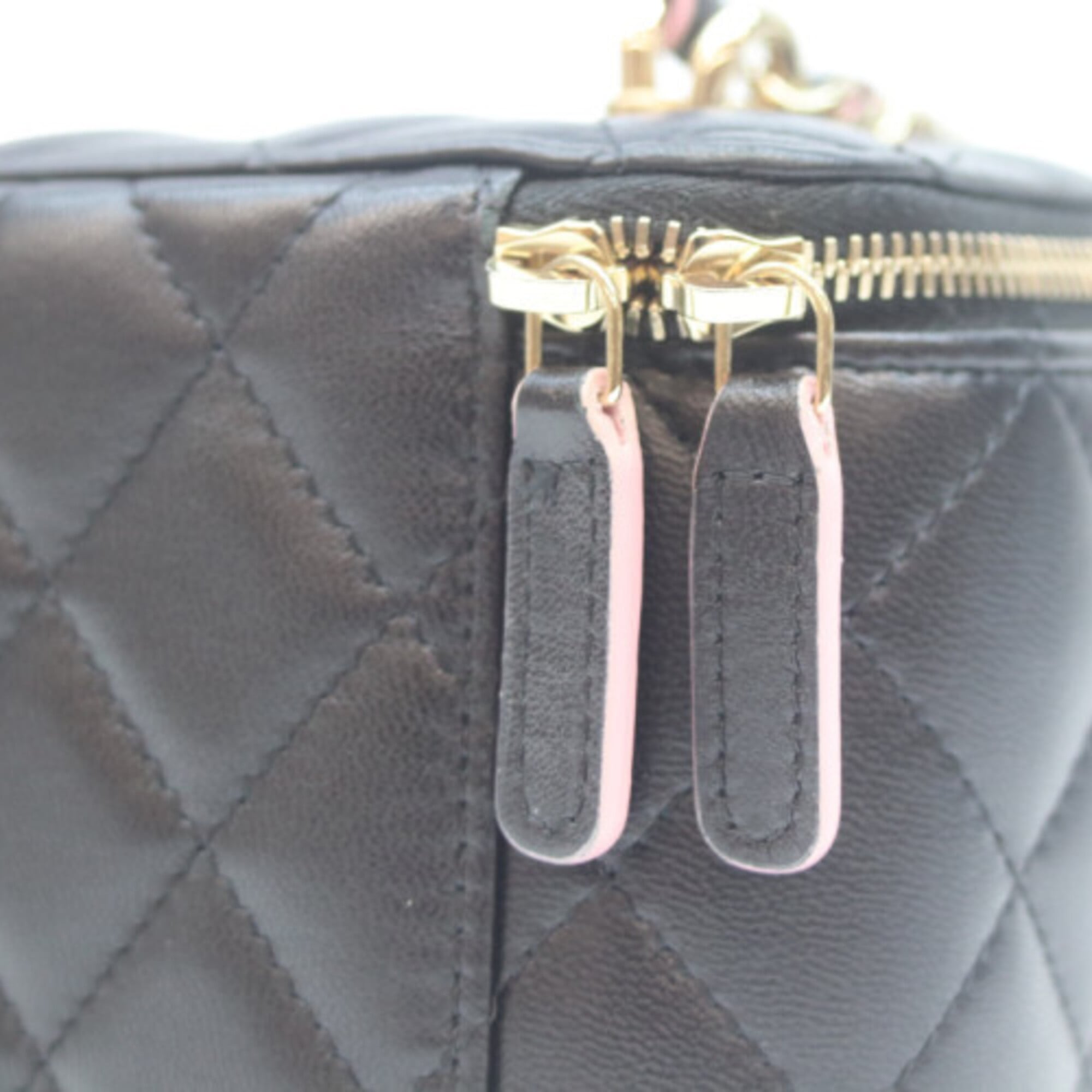 Chanel Black Pink Leather Shoulder Bag Vanity Bag (Pre-Owned)