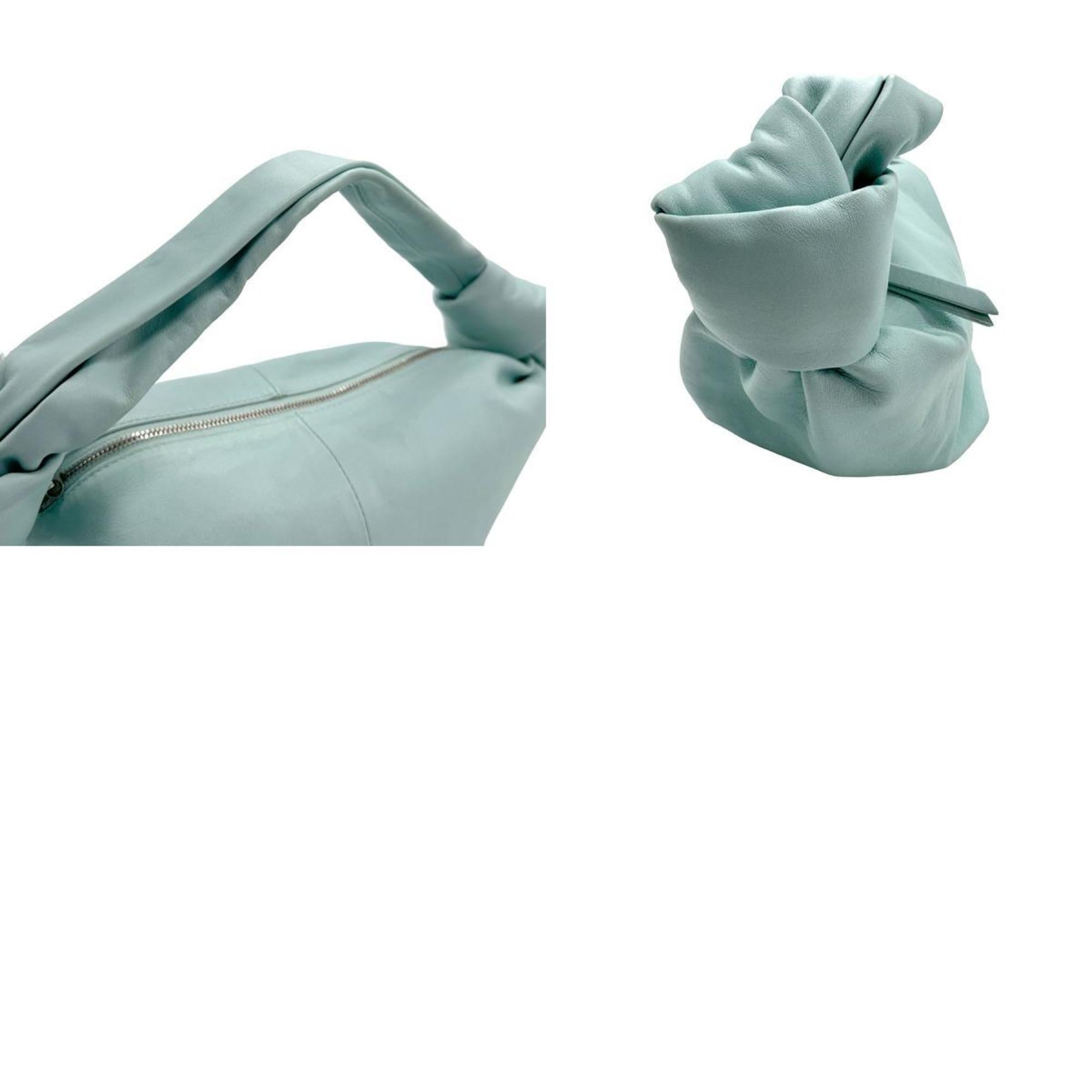 Bottega Veneta Light Blue Leather Handbag (Pre-Owned)