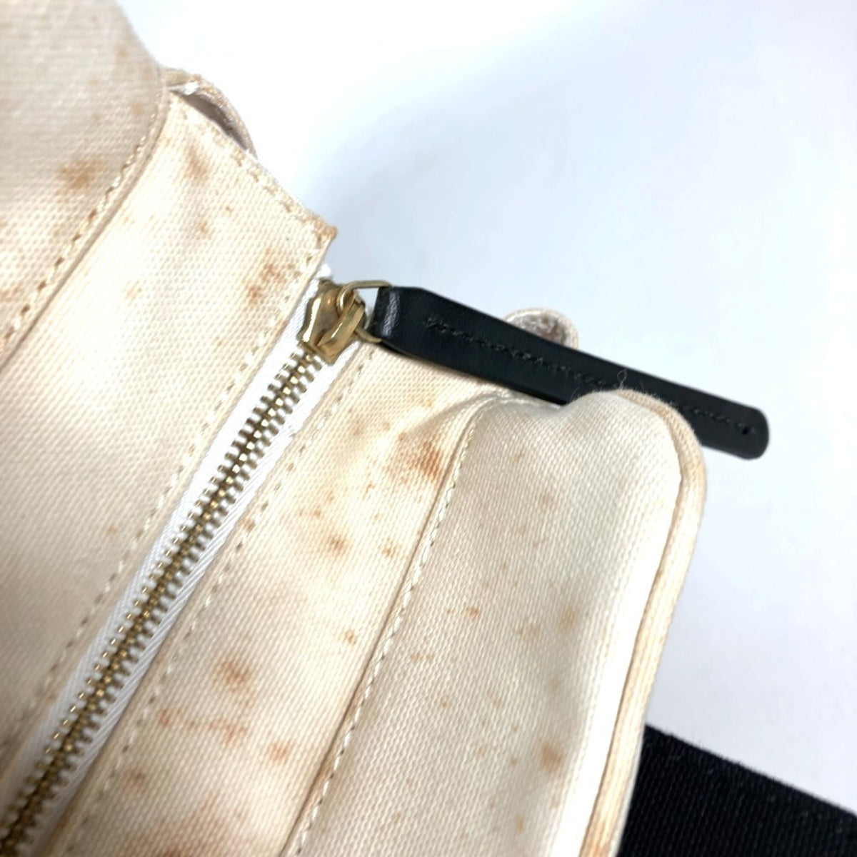 Chanel Black White Canvas Handbag Tote Bag (Pre-Owned)