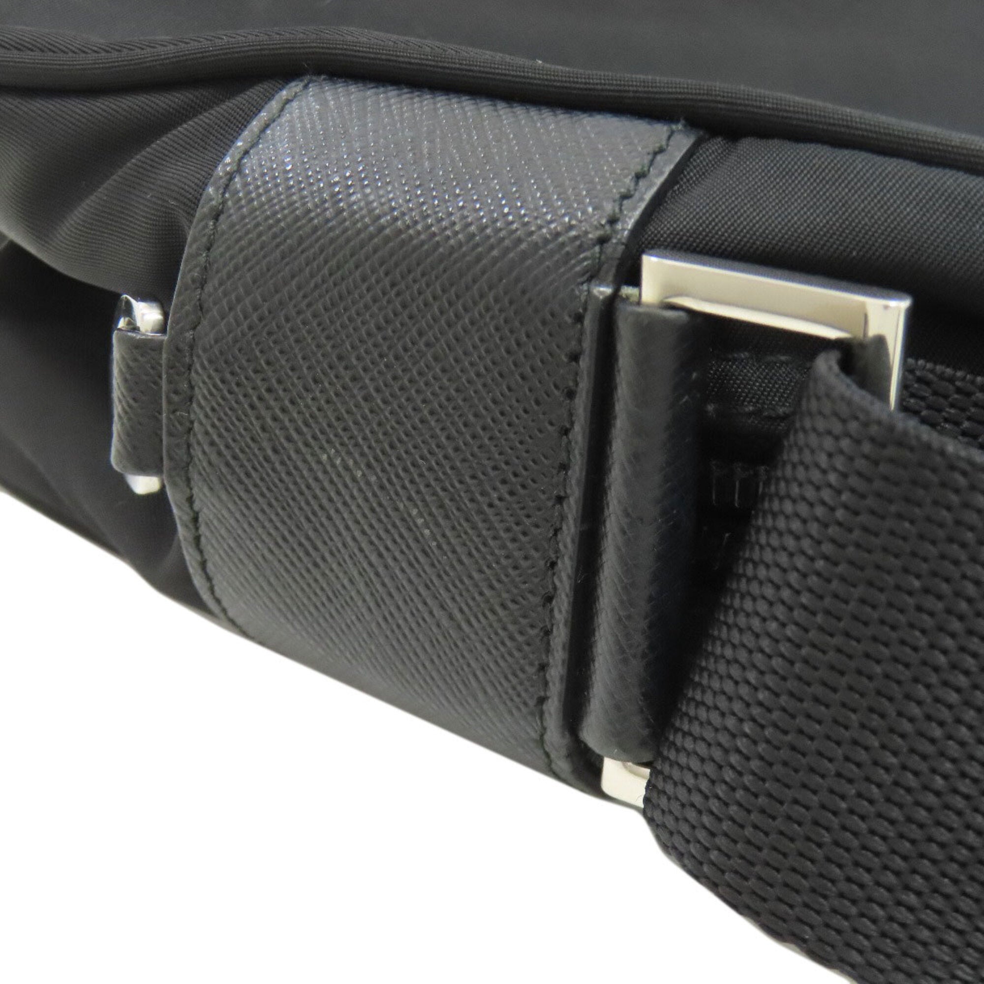 Prada Black Nylon Shoulder Bag (Pre-Owned)