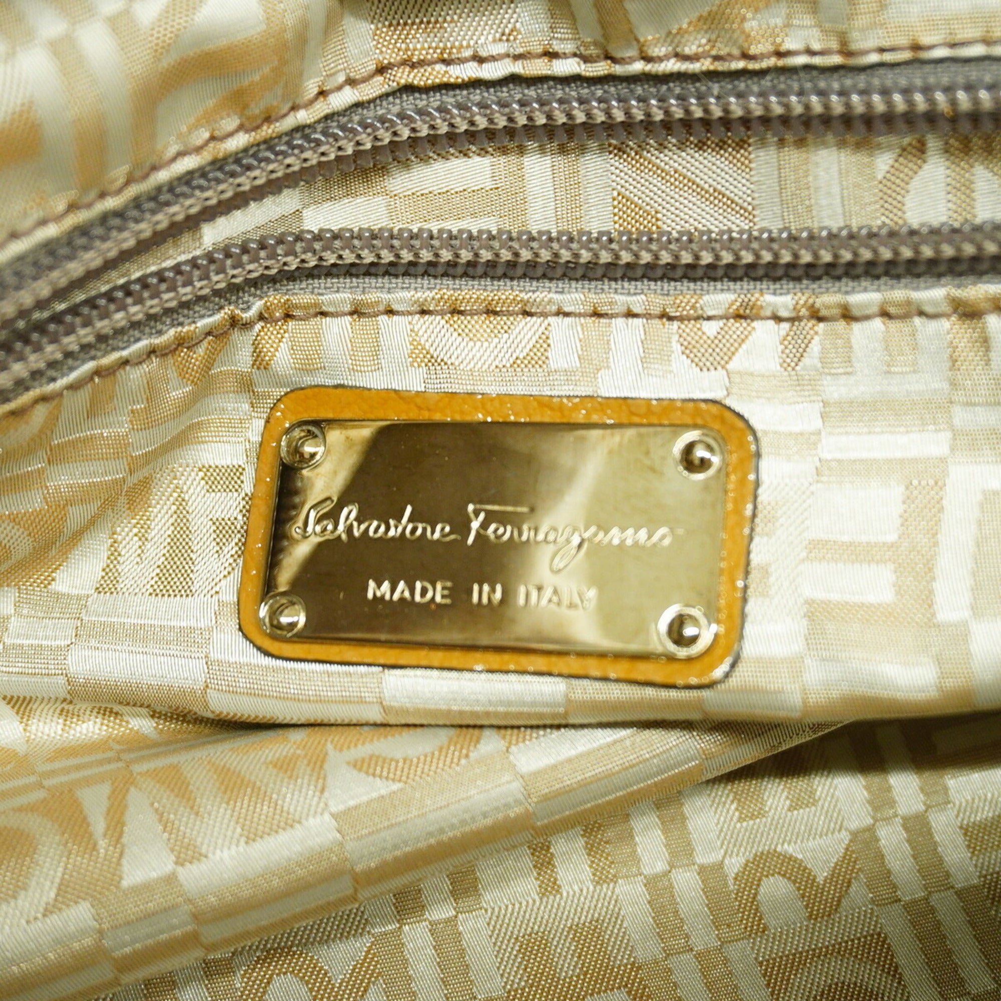 Salvatore Ferragamo Brown Handbag (Pre-Owned)