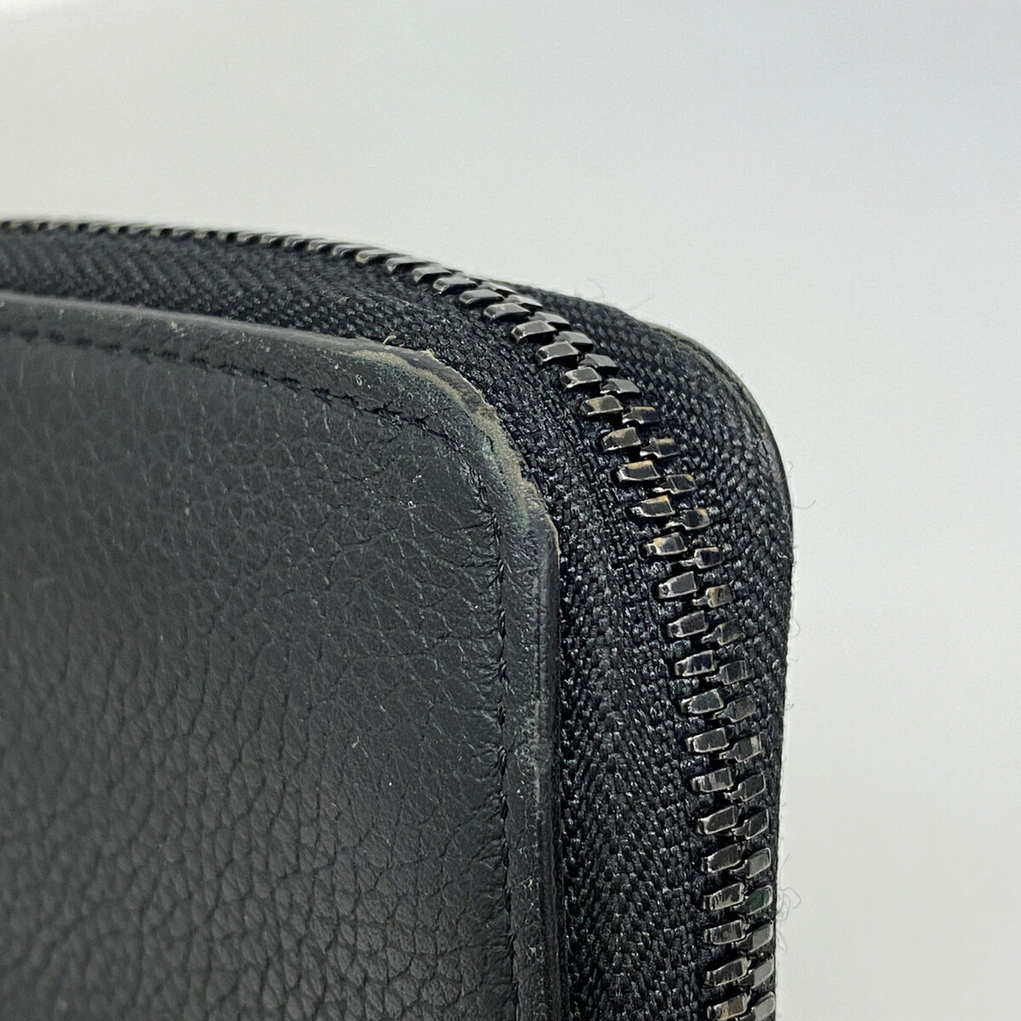Louis Vuitton Noir Long Wallet (Bi-Fold) (Pre-Owned)