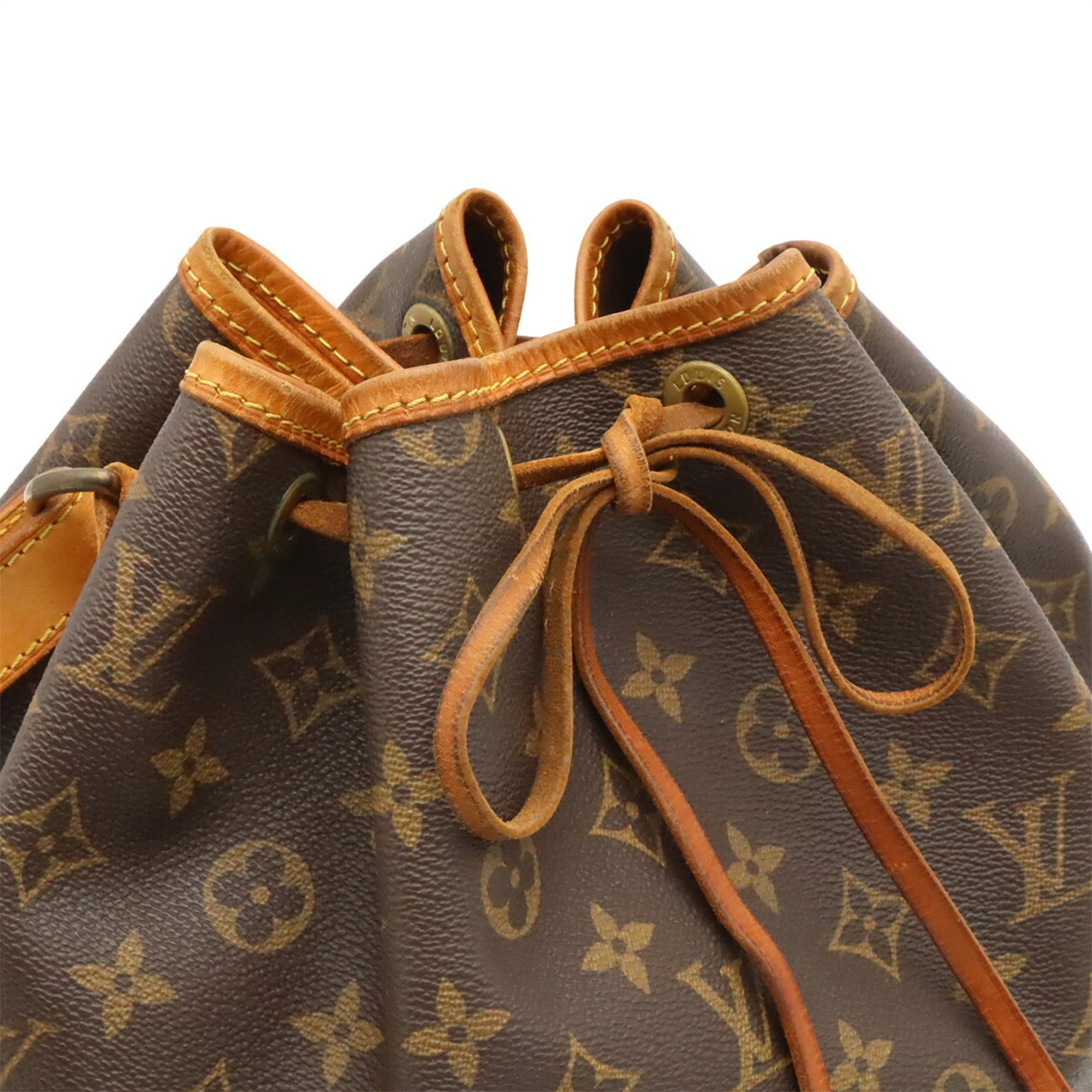 Louis Vuitton Brown Monogram Monogram Shoulder Bag (Pre-Owned)