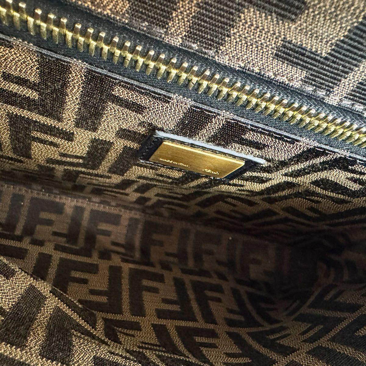 Fendi Khaki Brown Leather Handbag Shoulder Bag (Pre-Owned)
