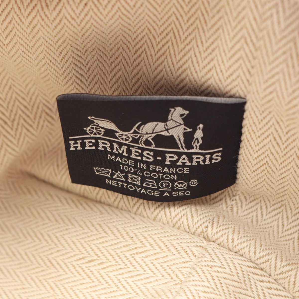 Hermes Bordeaux Orange Pink Canvas Handbag (Pre-Owned)
