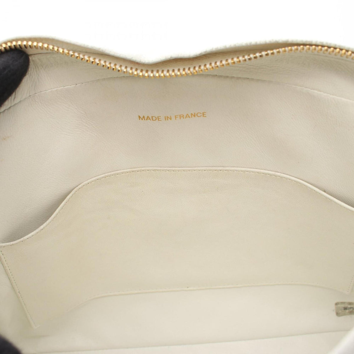Chanel White Grained Calfskin Handbag Shoulder Bag (Pre-Owned)