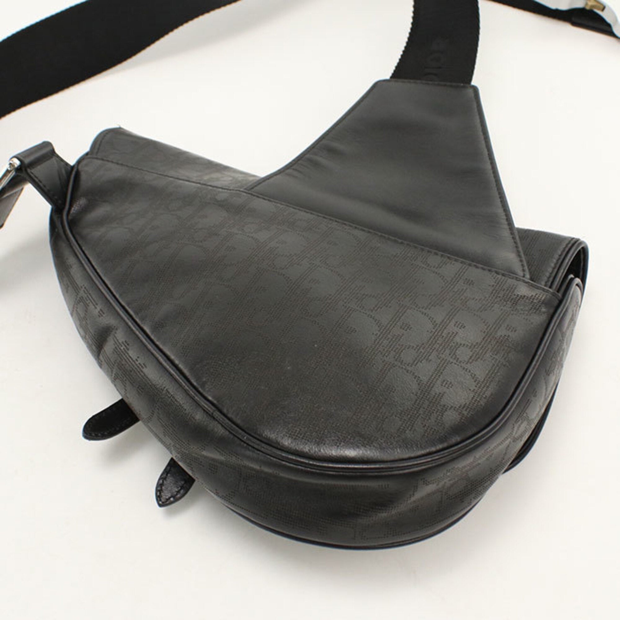Christian Dior Black Sling Bag (Pre-Owned)