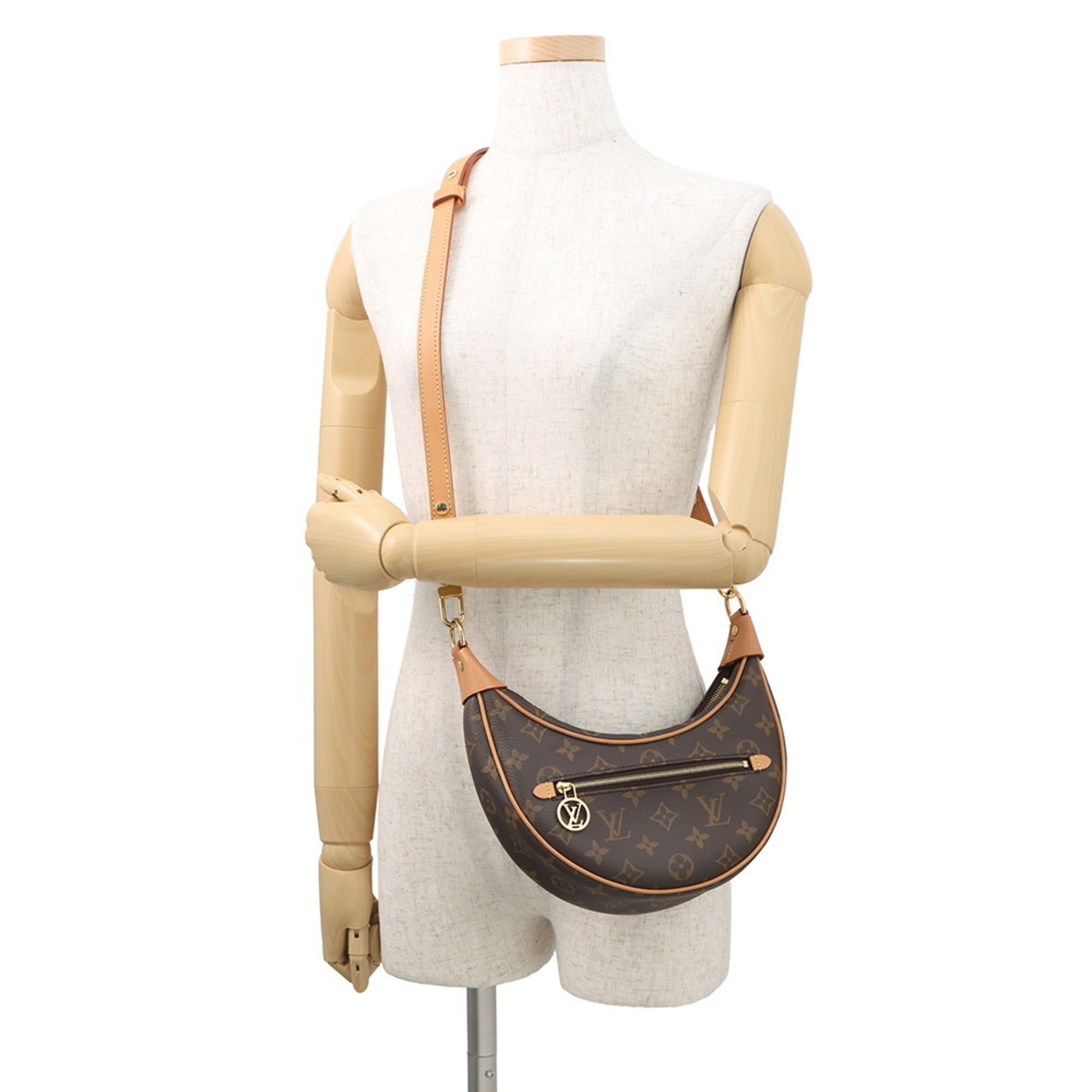 Louis Vuitton Beige Monogram Monogram Shoulder Bag (Pre-Owned)